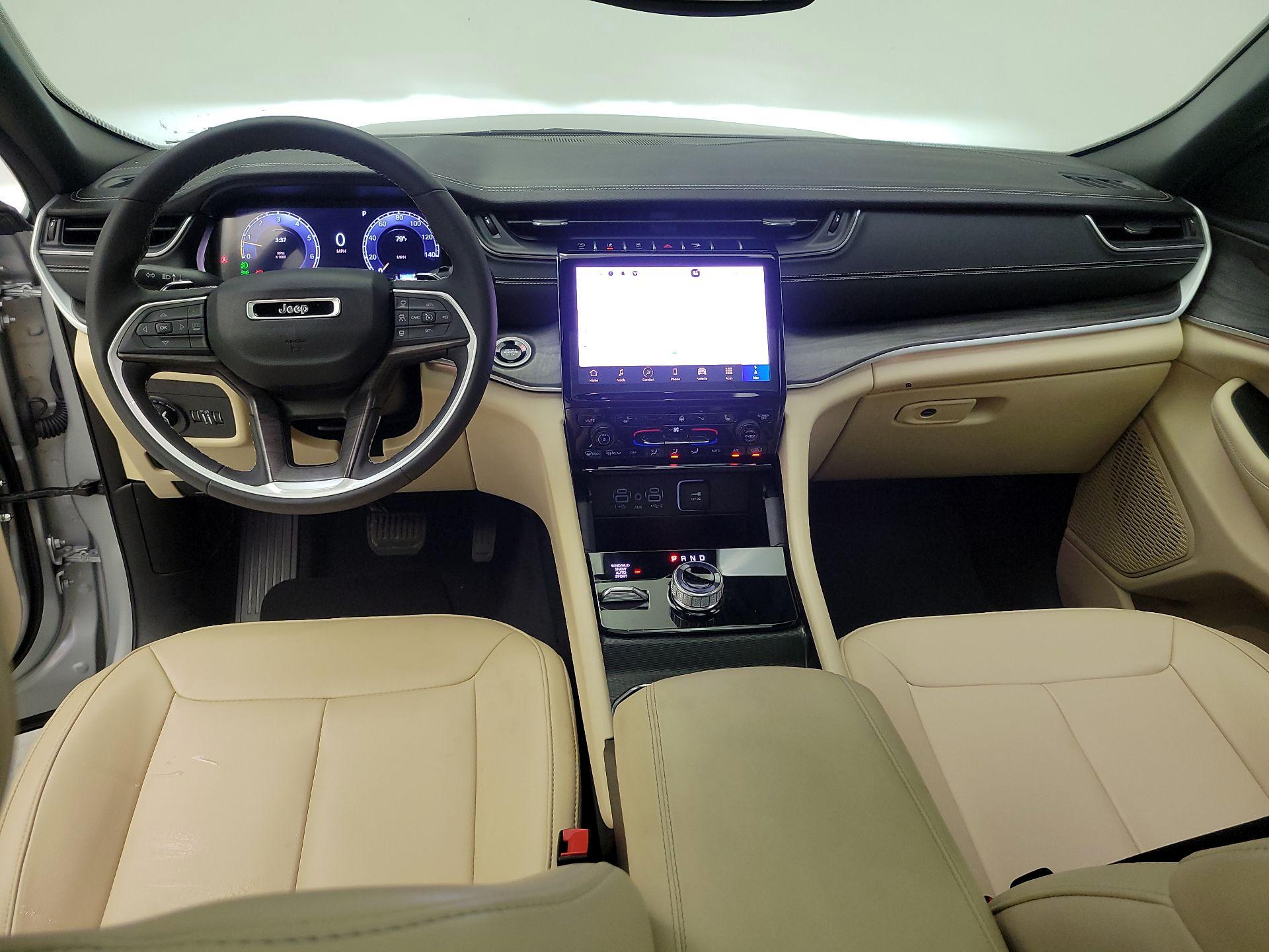 Thumbnail: 2024 Jeep Grand Cherokee - 9