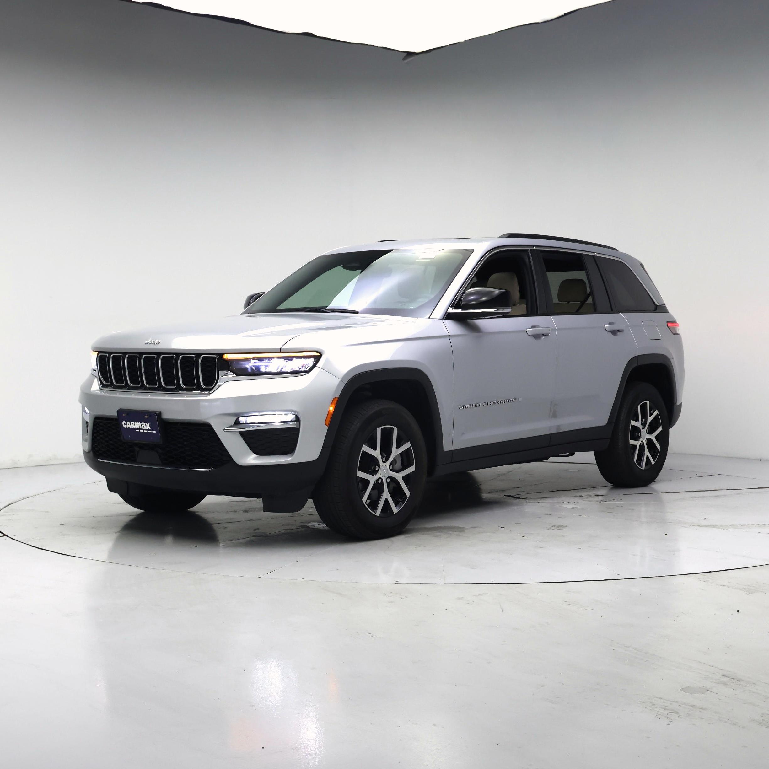 Thumbnail: 2024 Jeep Grand Cherokee - 4