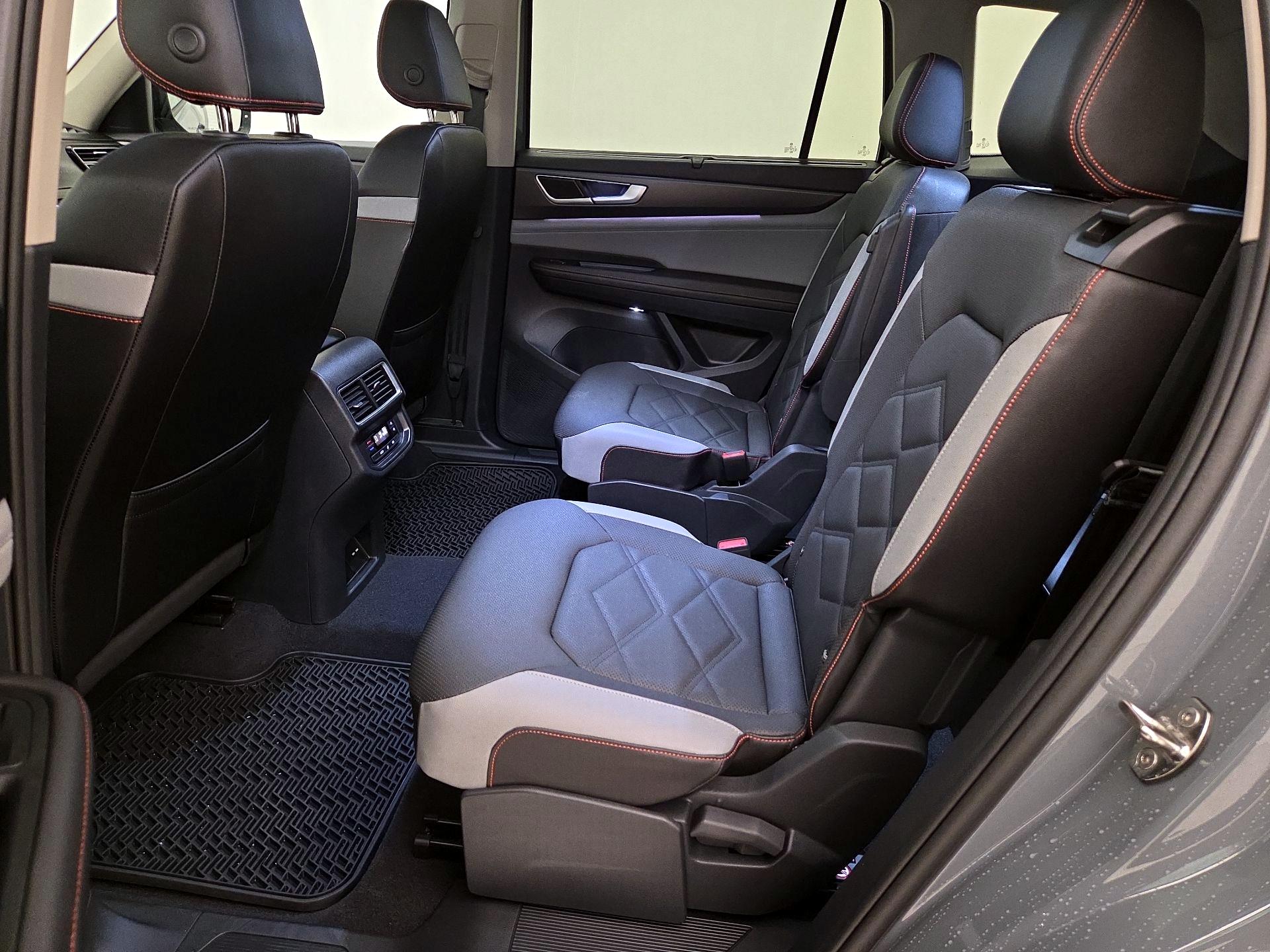 Thumbnail: 2025 Volkswagen Atlas - 20
