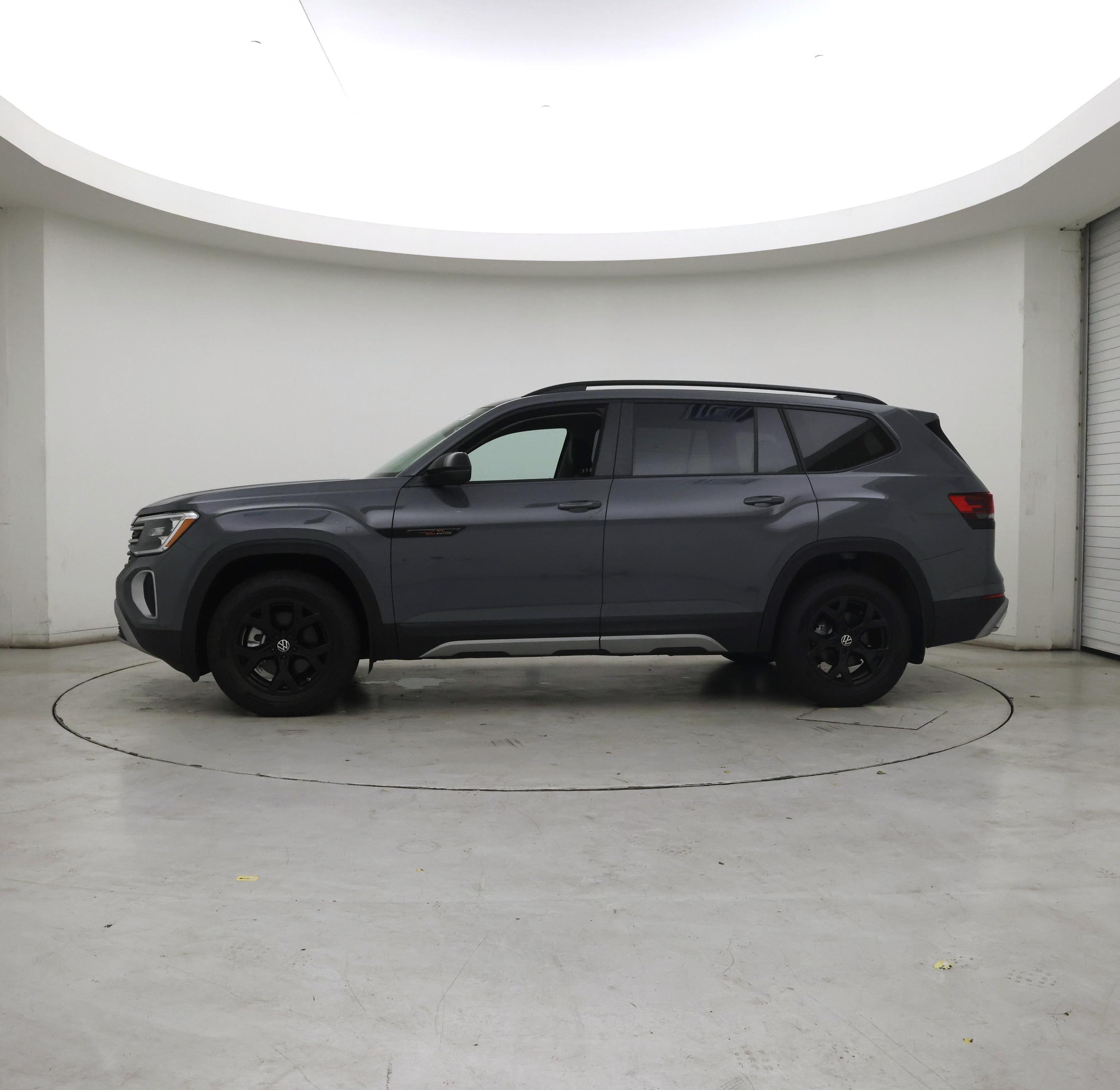 Thumbnail: 2025 Volkswagen Atlas - 3