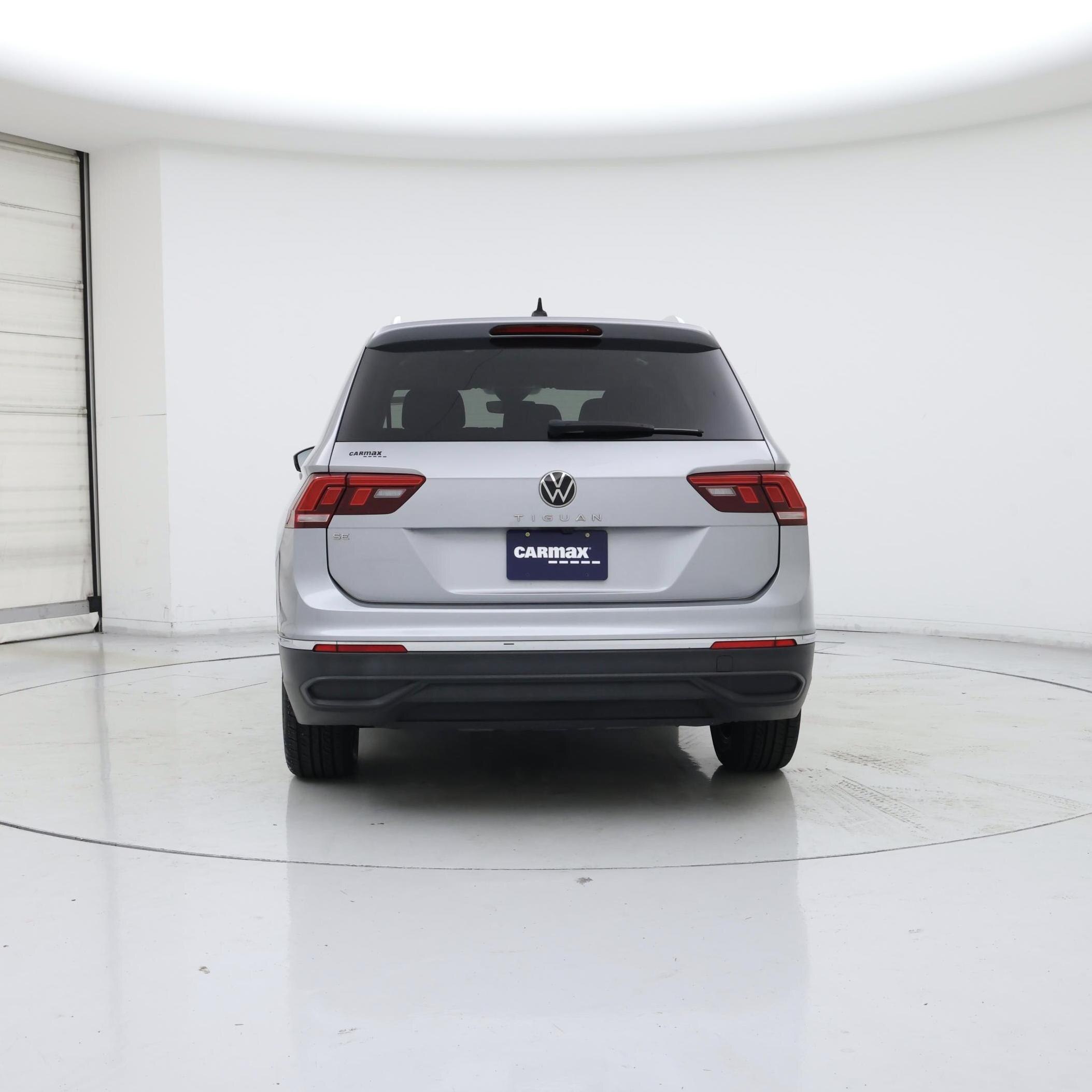 Thumbnail: 2023 Volkswagen Tiguan - 6