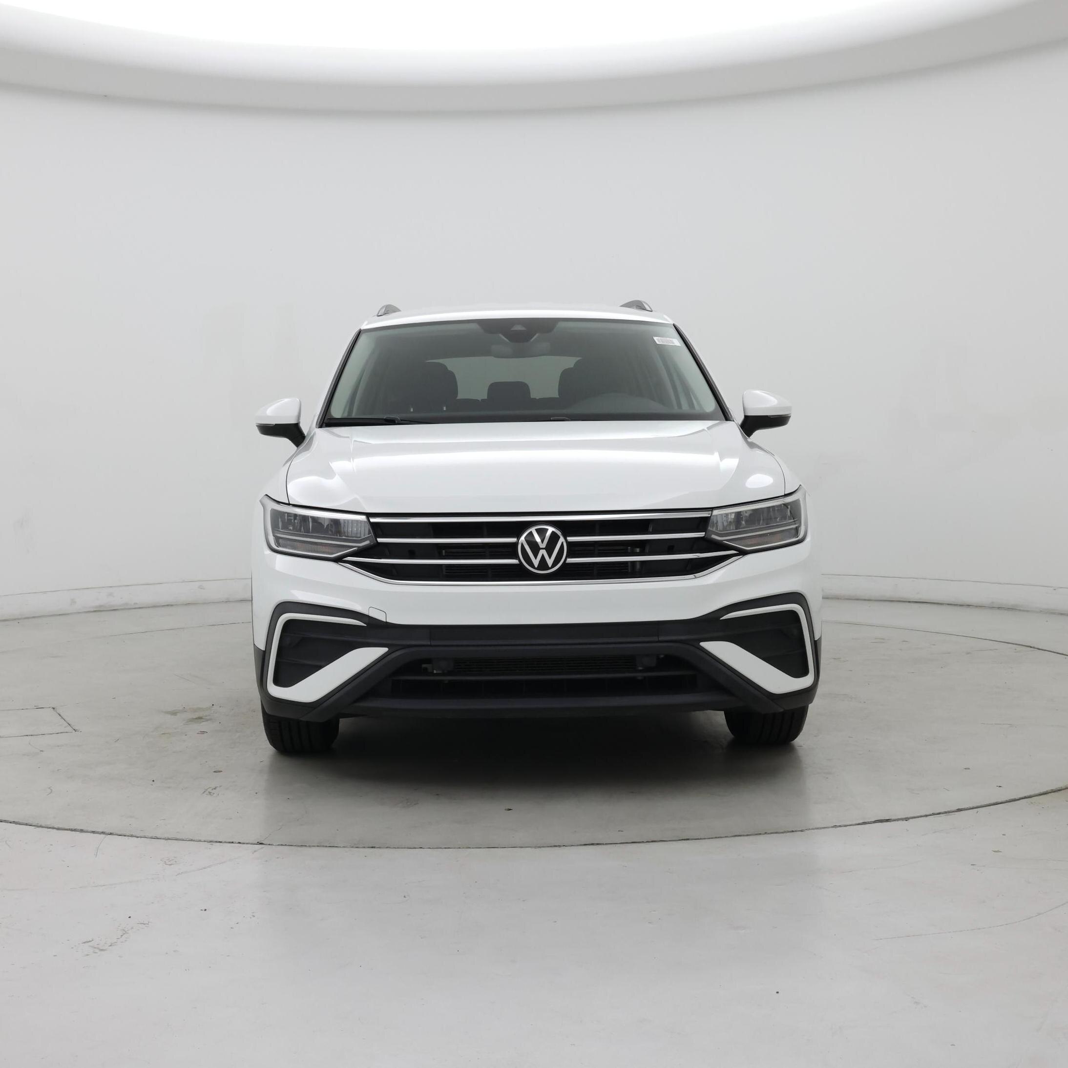 Thumbnail: 2023 Volkswagen Tiguan - 5