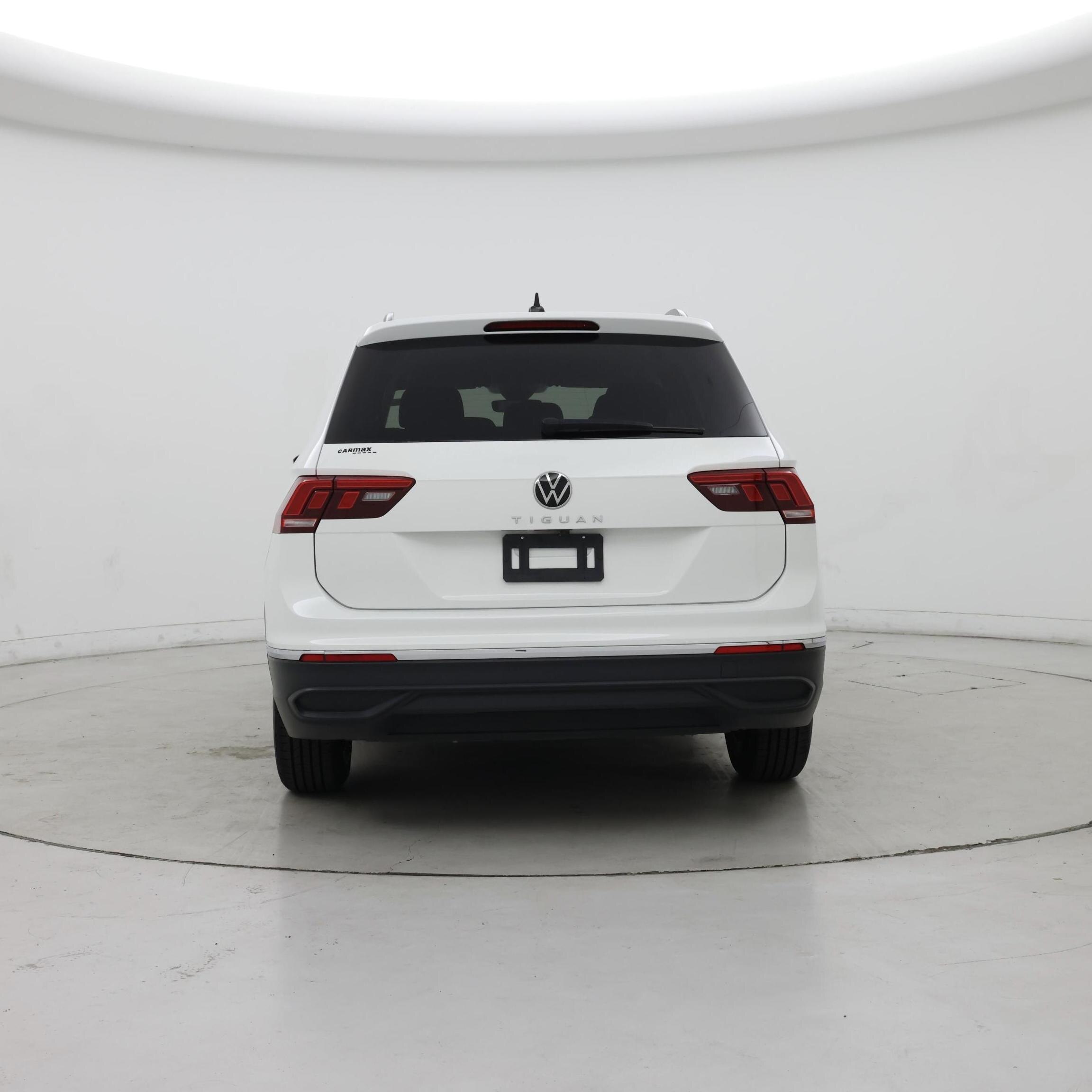 Thumbnail: 2023 Volkswagen Tiguan - 6