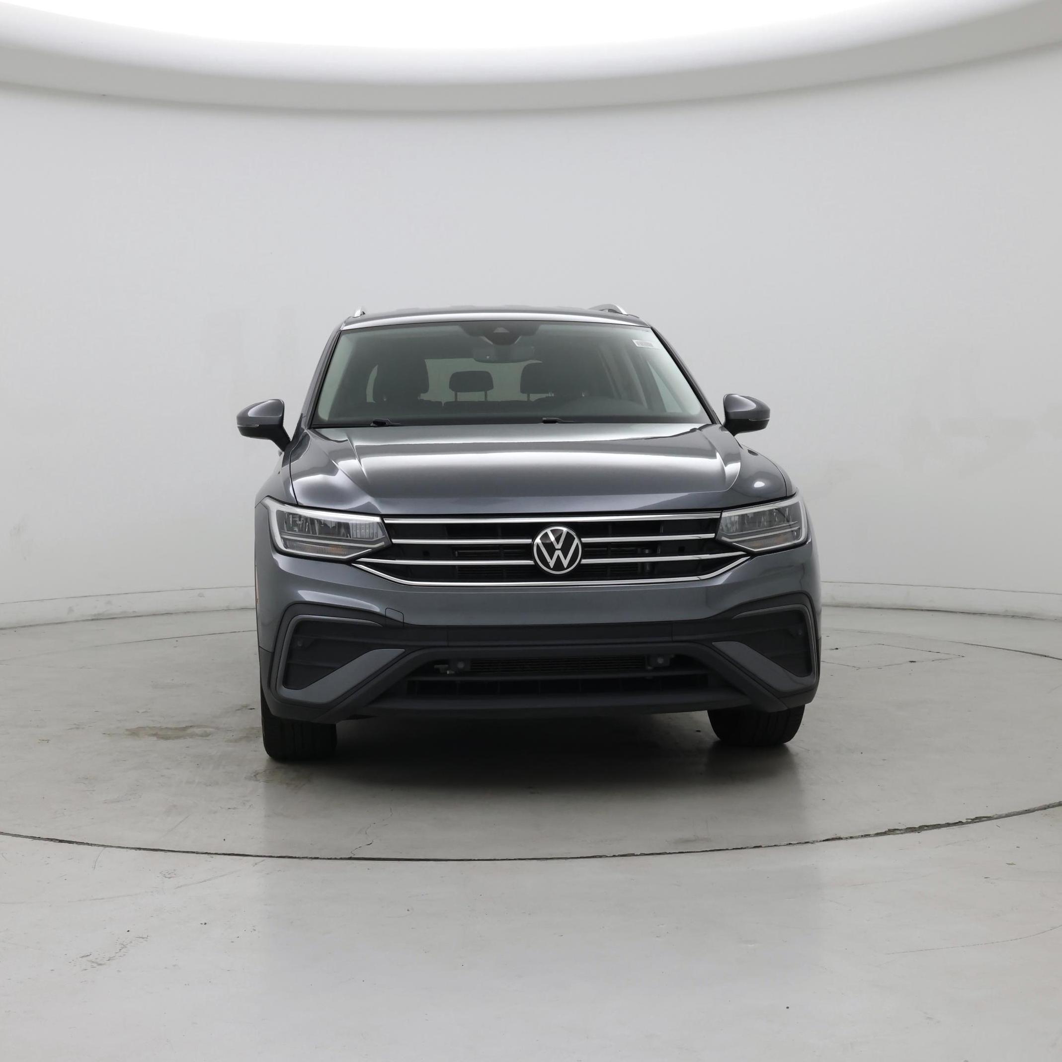 Thumbnail: 2023 Volkswagen Tiguan - 5