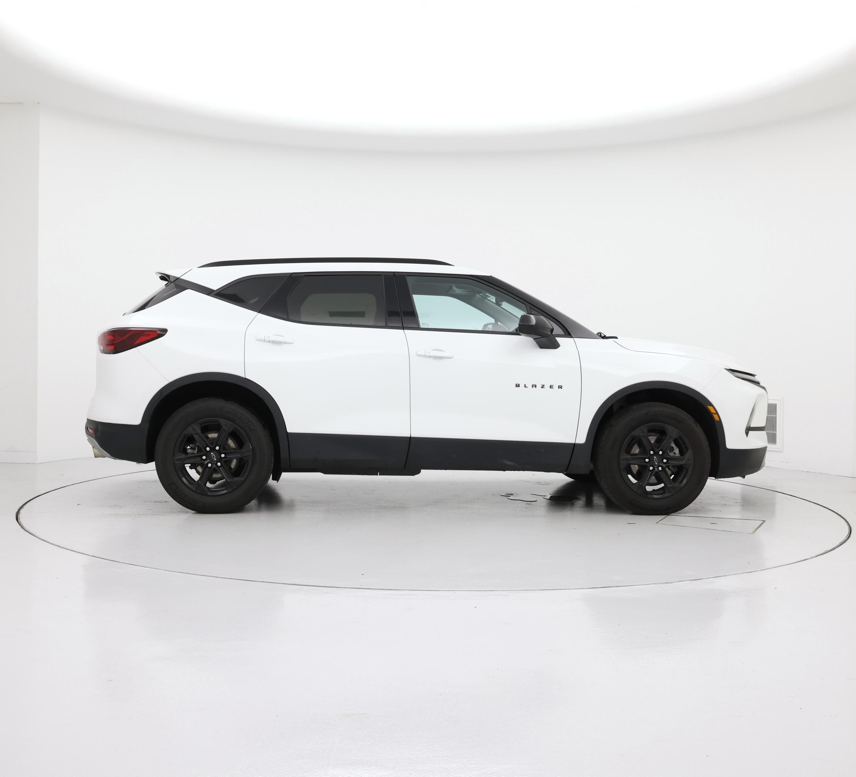 Thumbnail: 2023 Chevrolet Blazer - 7