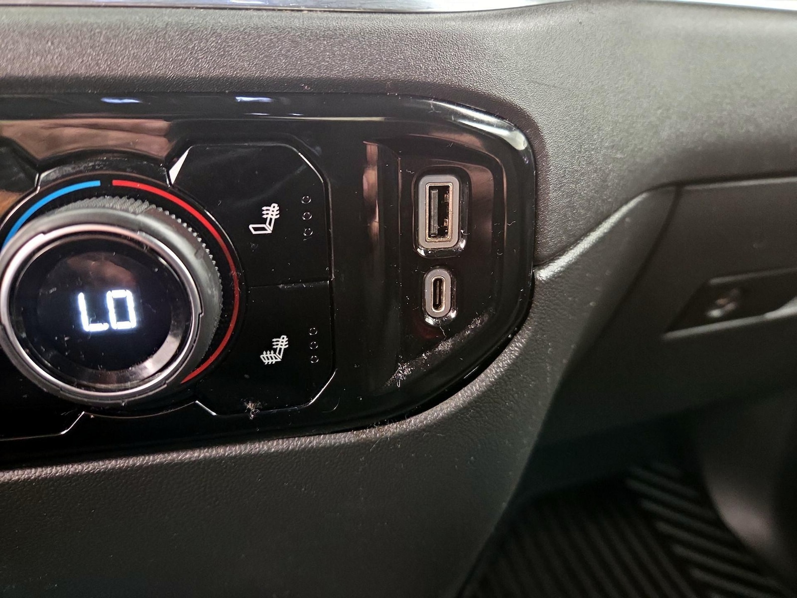 2023 Chevrolet Silverado 1500 LT - Photo 19