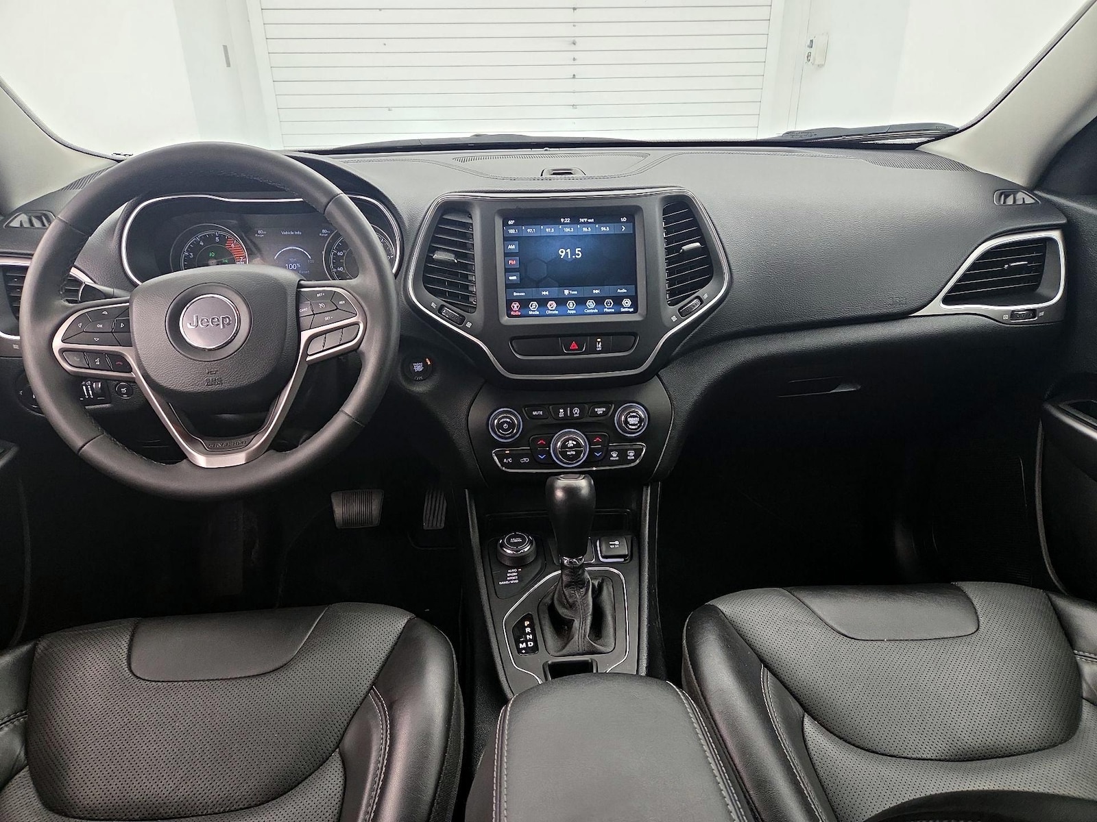 2022 Jeep Cherokee Latitude Lux - Photo 10