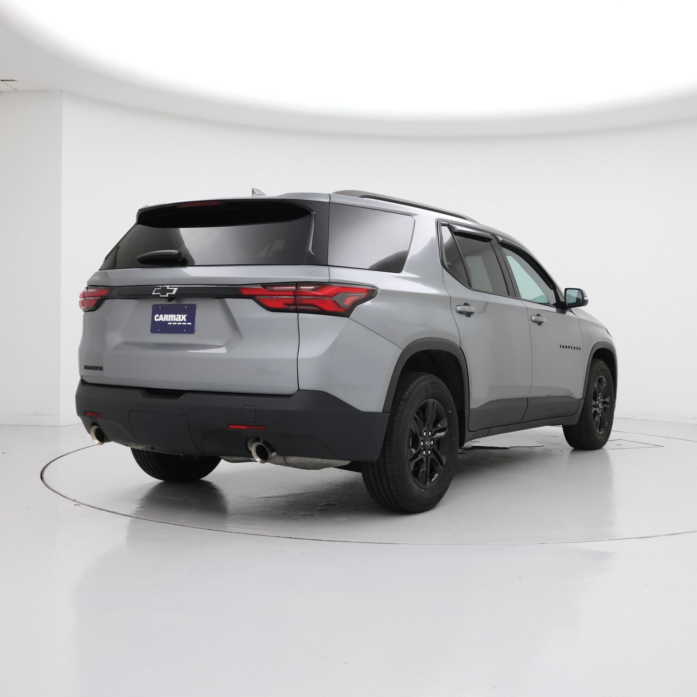 Thumbnail: 2023 Chevrolet Traverse - 8