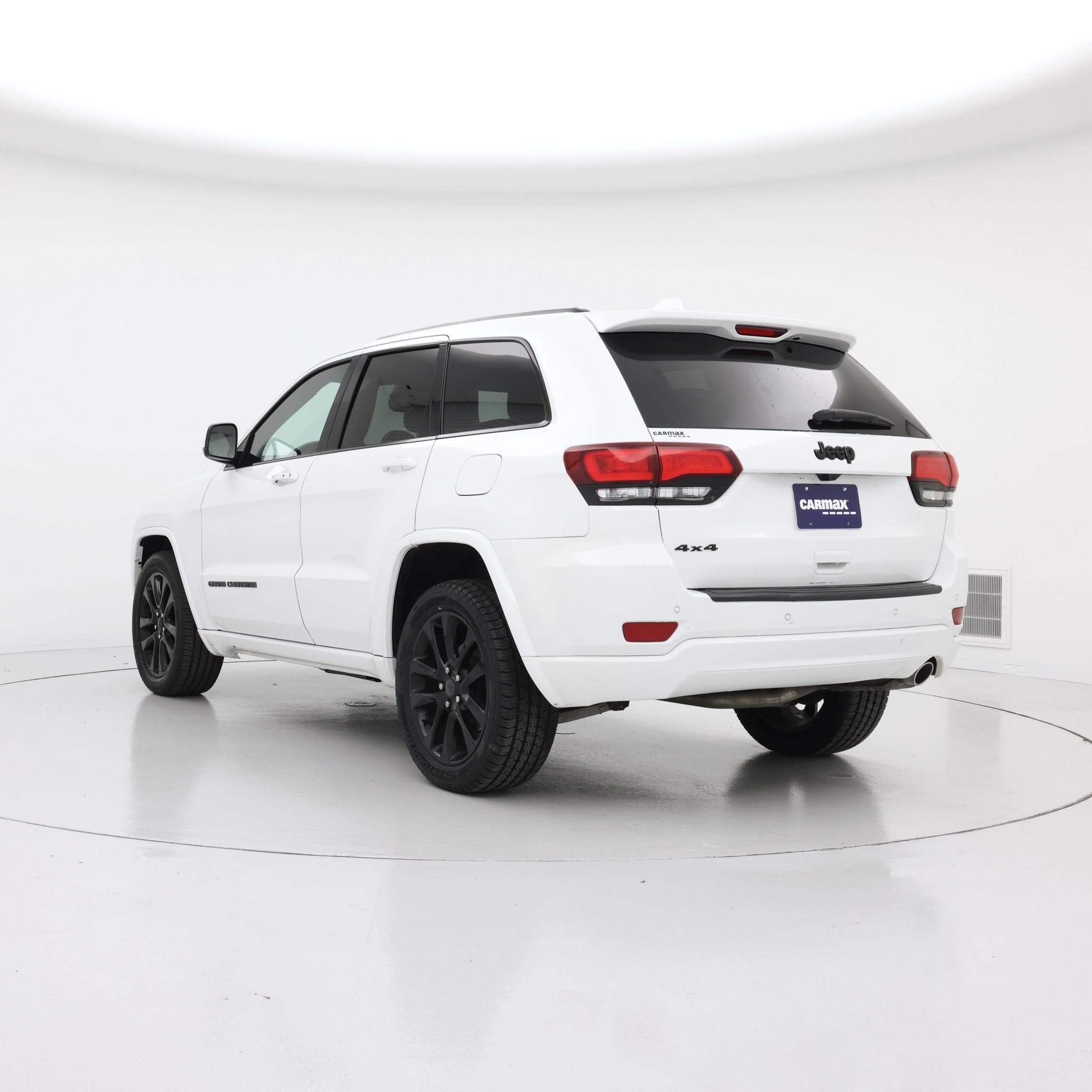 Thumbnail: 2020 Jeep Grand Cherokee - 2