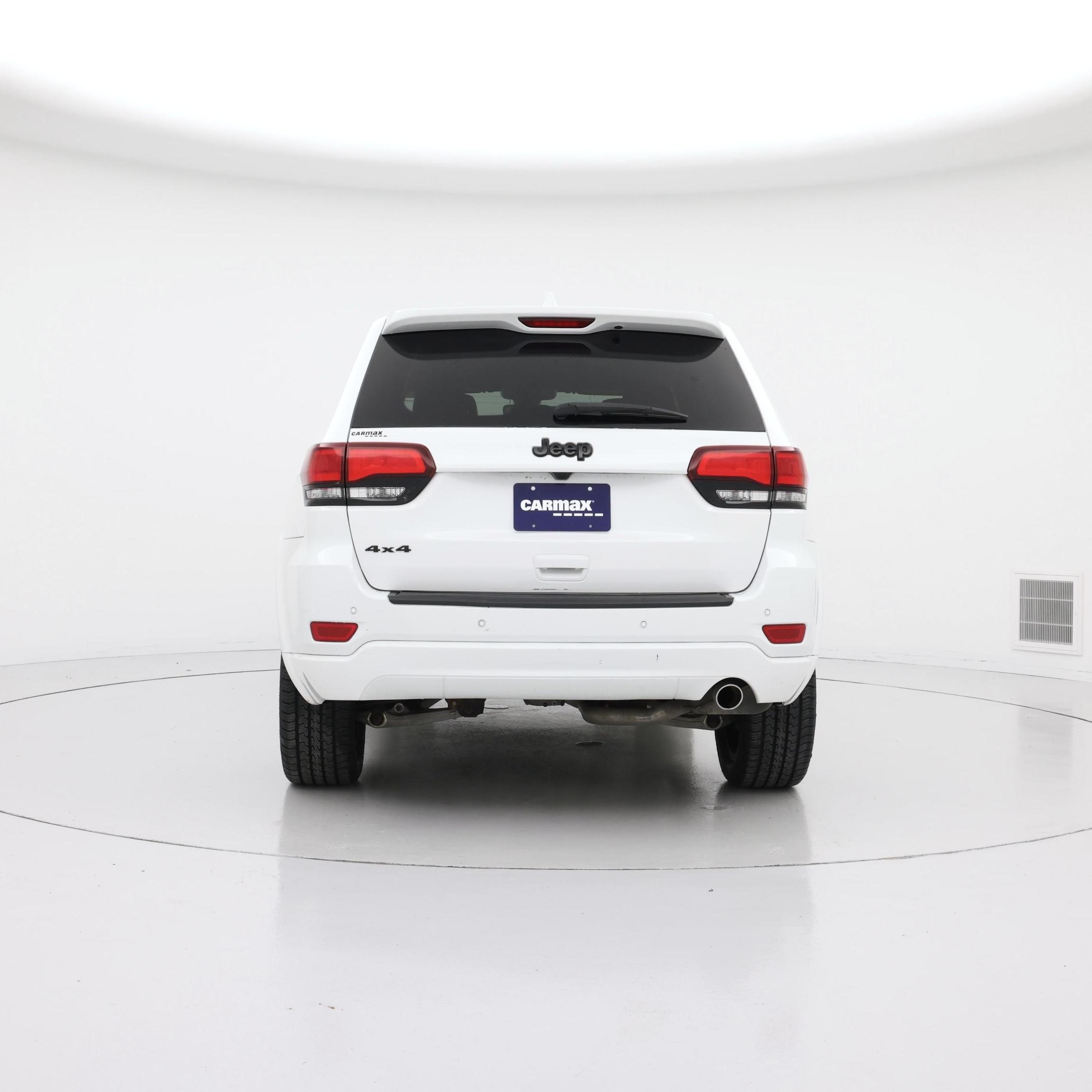Thumbnail: 2020 Jeep Grand Cherokee - 6