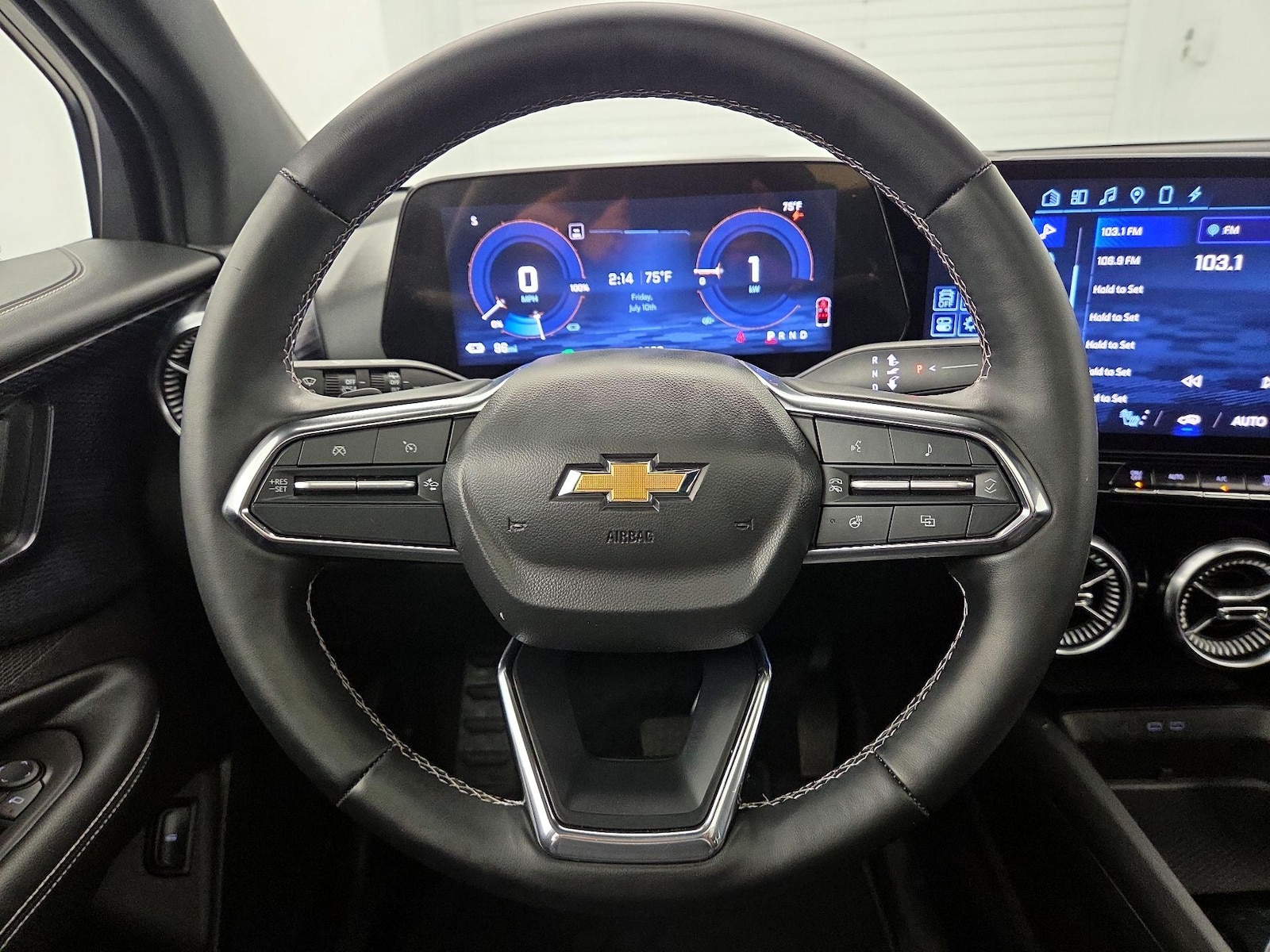 2024 Chevrolet Blazer EV LT - Photo 11