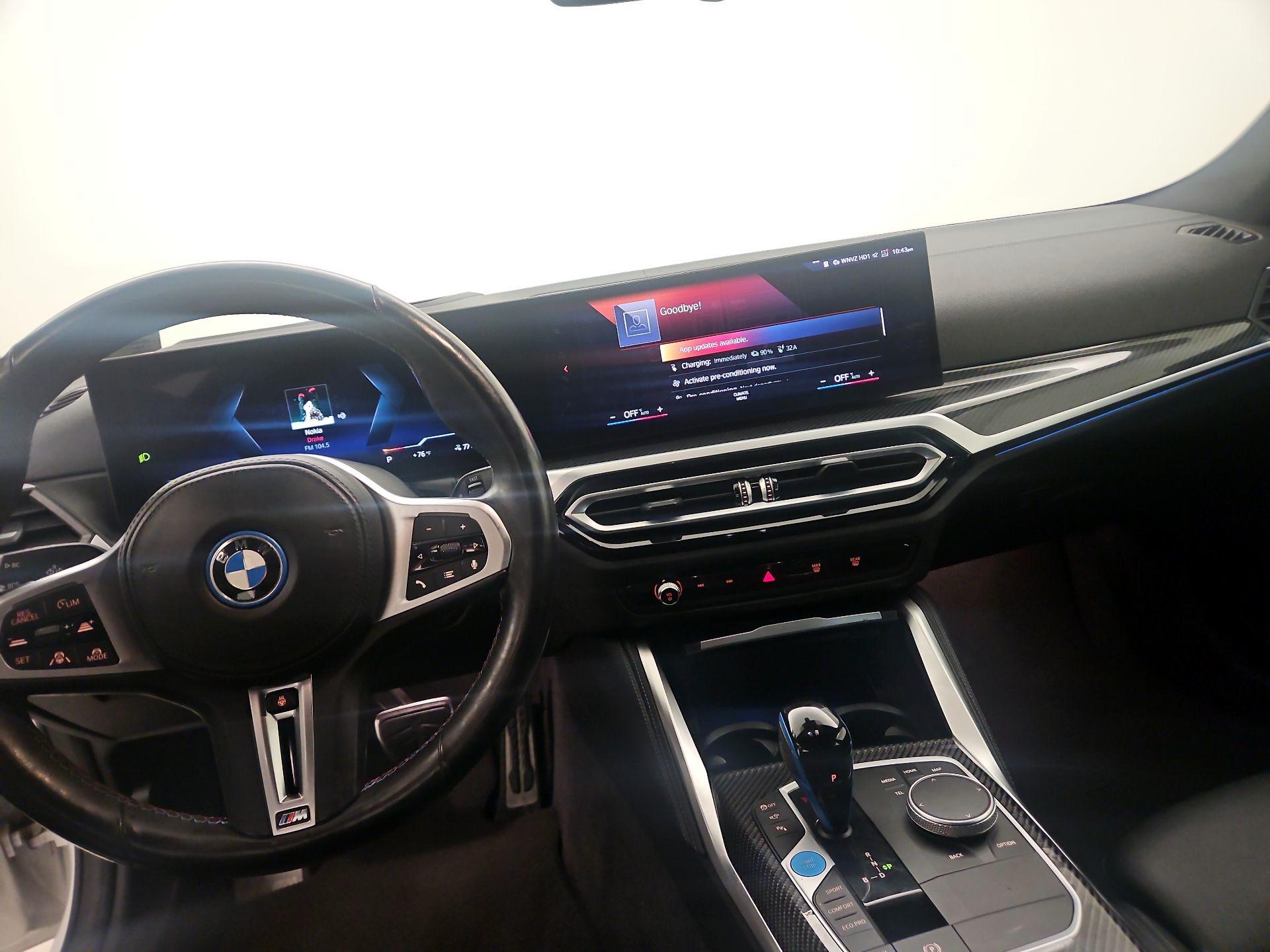 Thumbnail: 2022 BMW i4 - 9