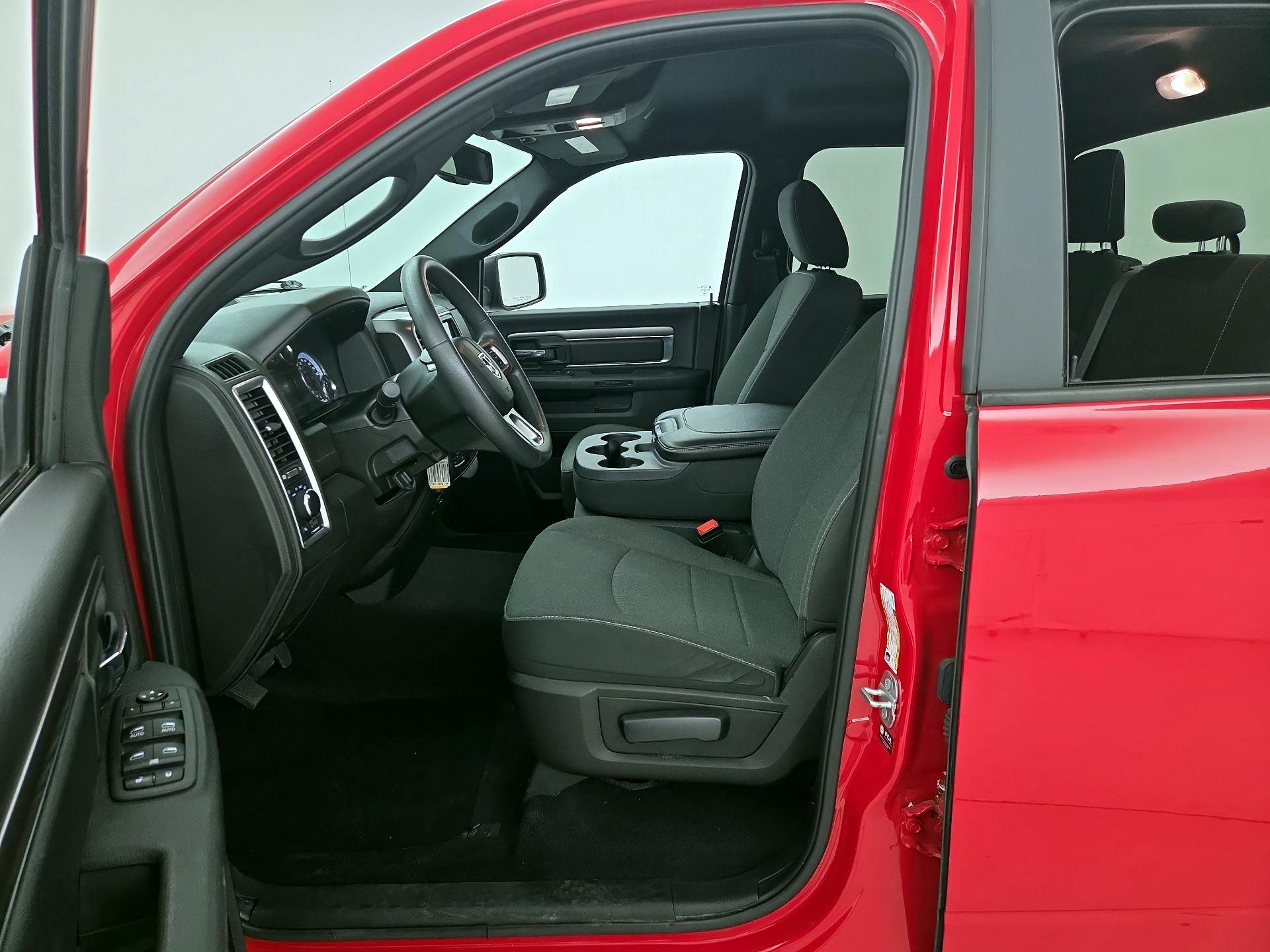 Thumbnail: 2022 RAM 1500 Classic - 11