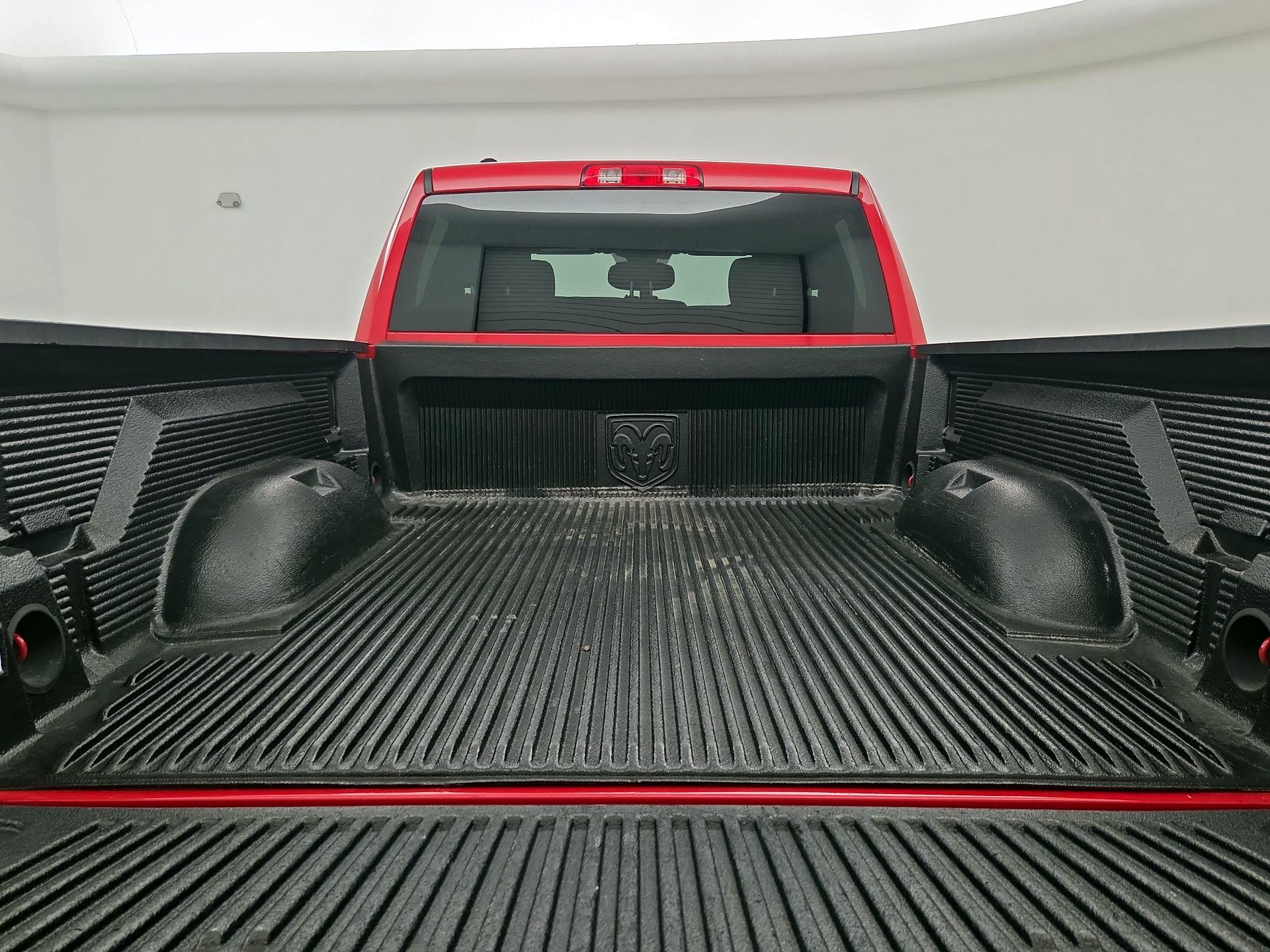 Thumbnail: 2022 RAM 1500 Classic - 20