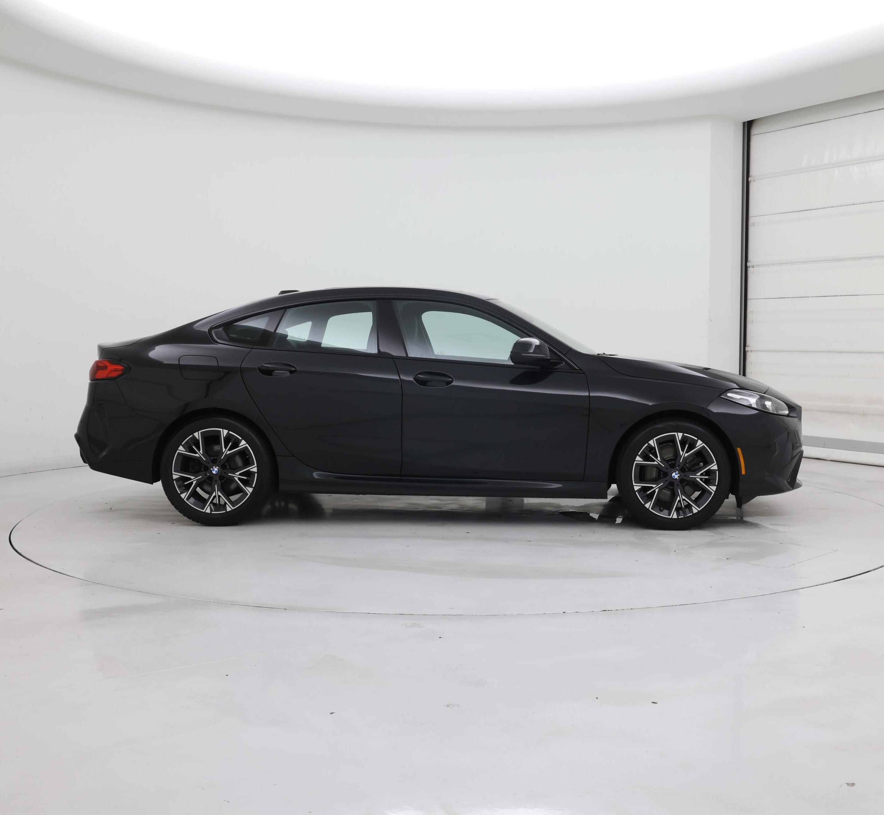 Thumbnail: 2025 BMW 2 Series - 7