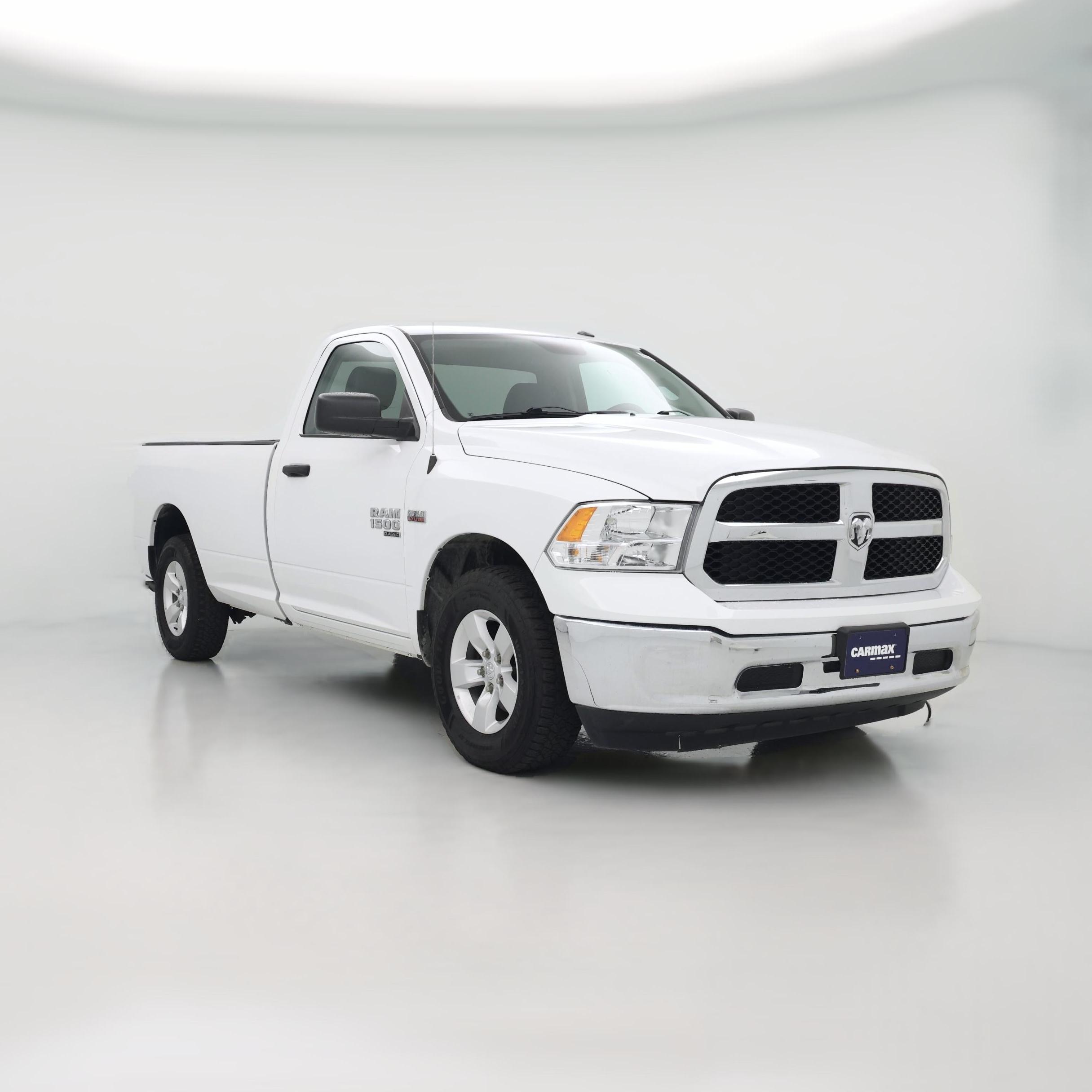Thumbnail: 2021 RAM 1500 Classic - 1