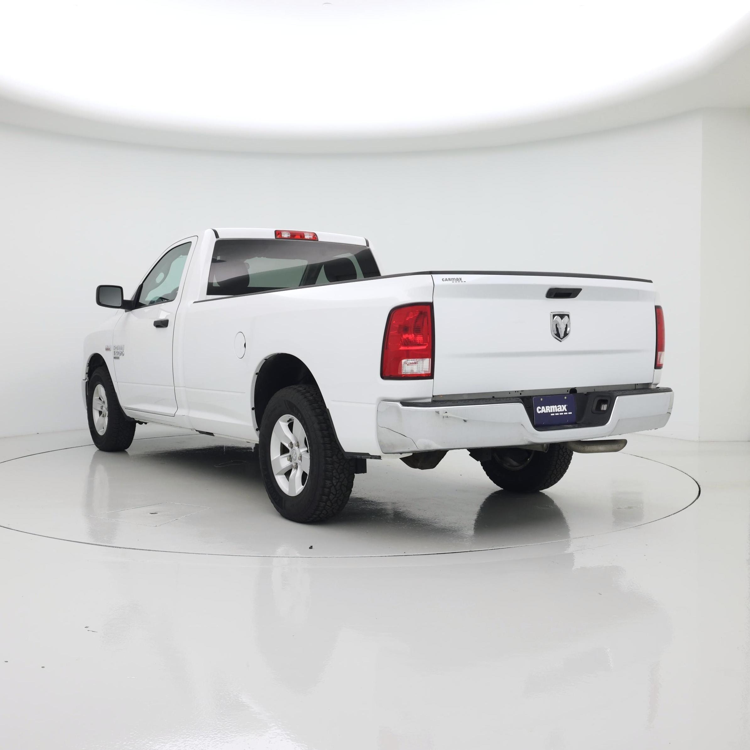Thumbnail: 2021 RAM 1500 Classic - 2