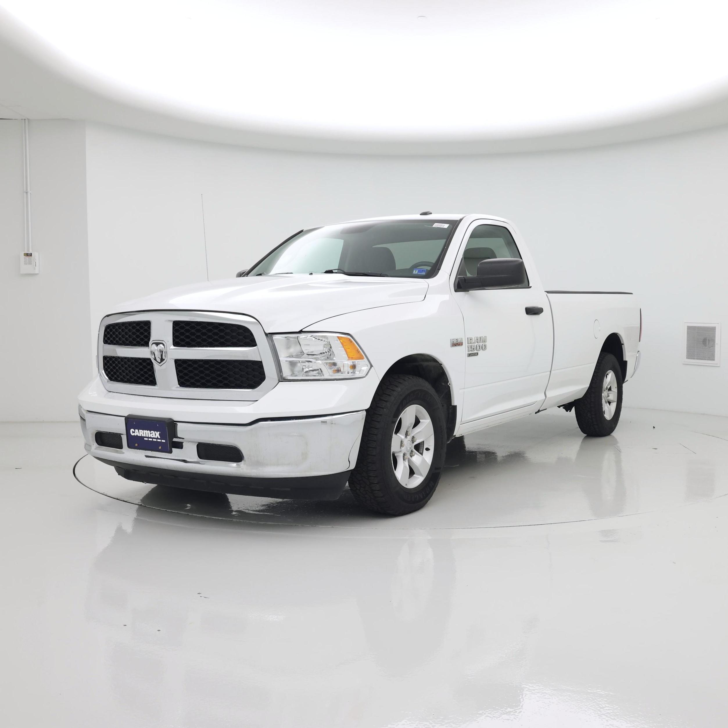 Thumbnail: 2021 RAM 1500 Classic - 4