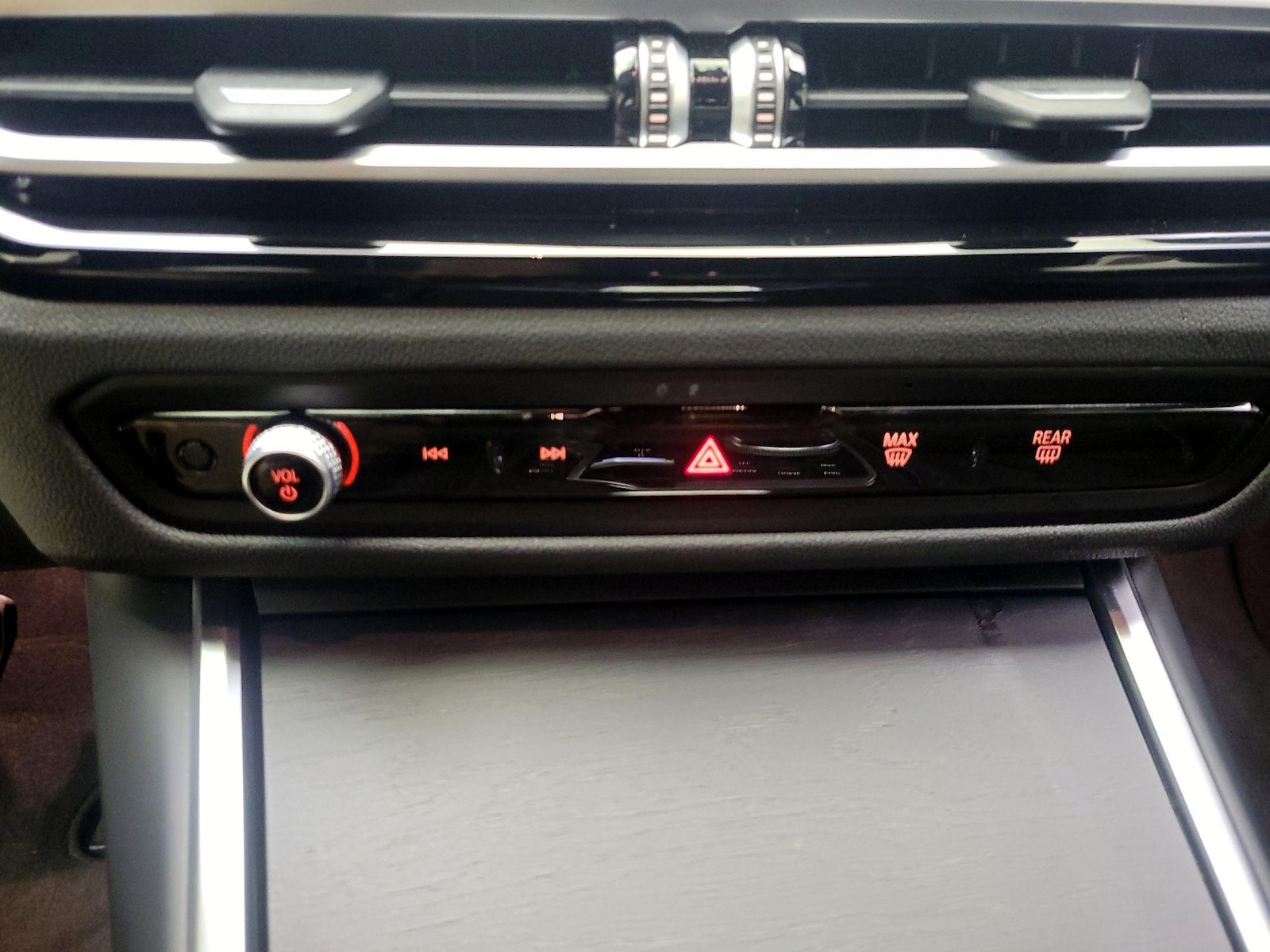 2024 BMW 4 Series 430i - Photo 18