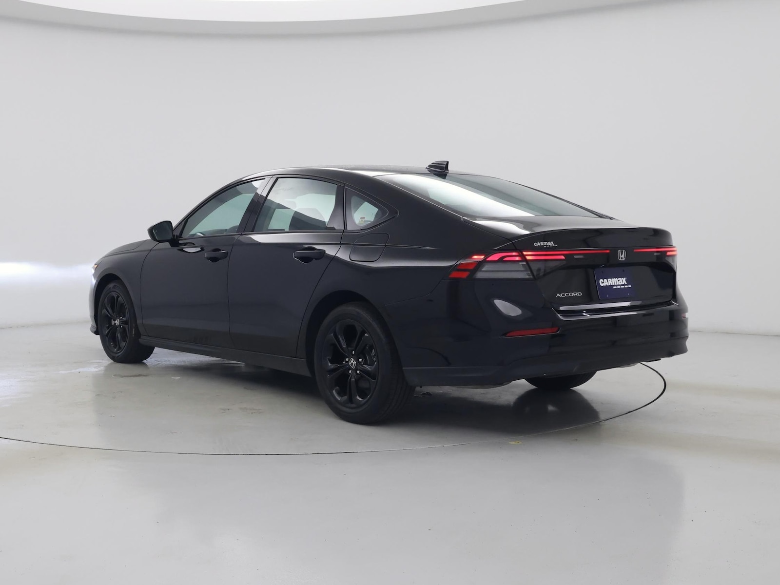 2025 Honda Accord SE - Photo 3