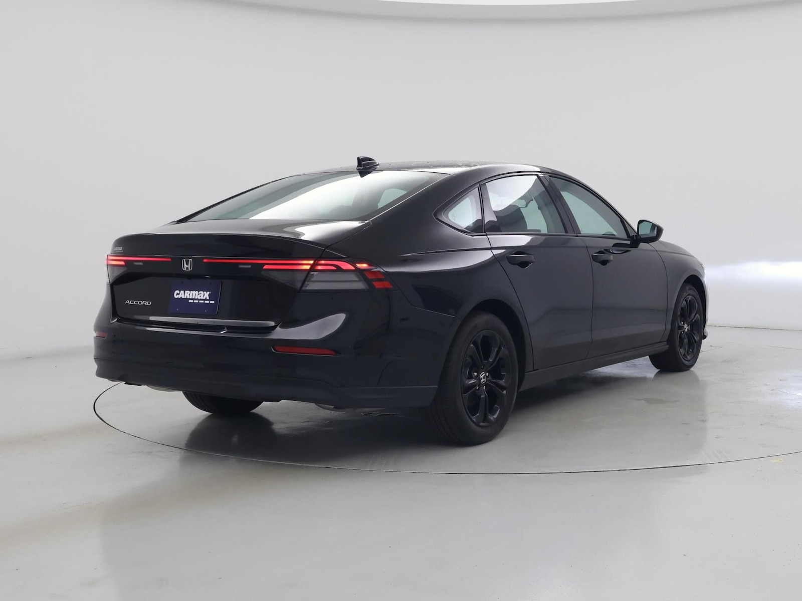 2025 Honda Accord SE - Photo 9
