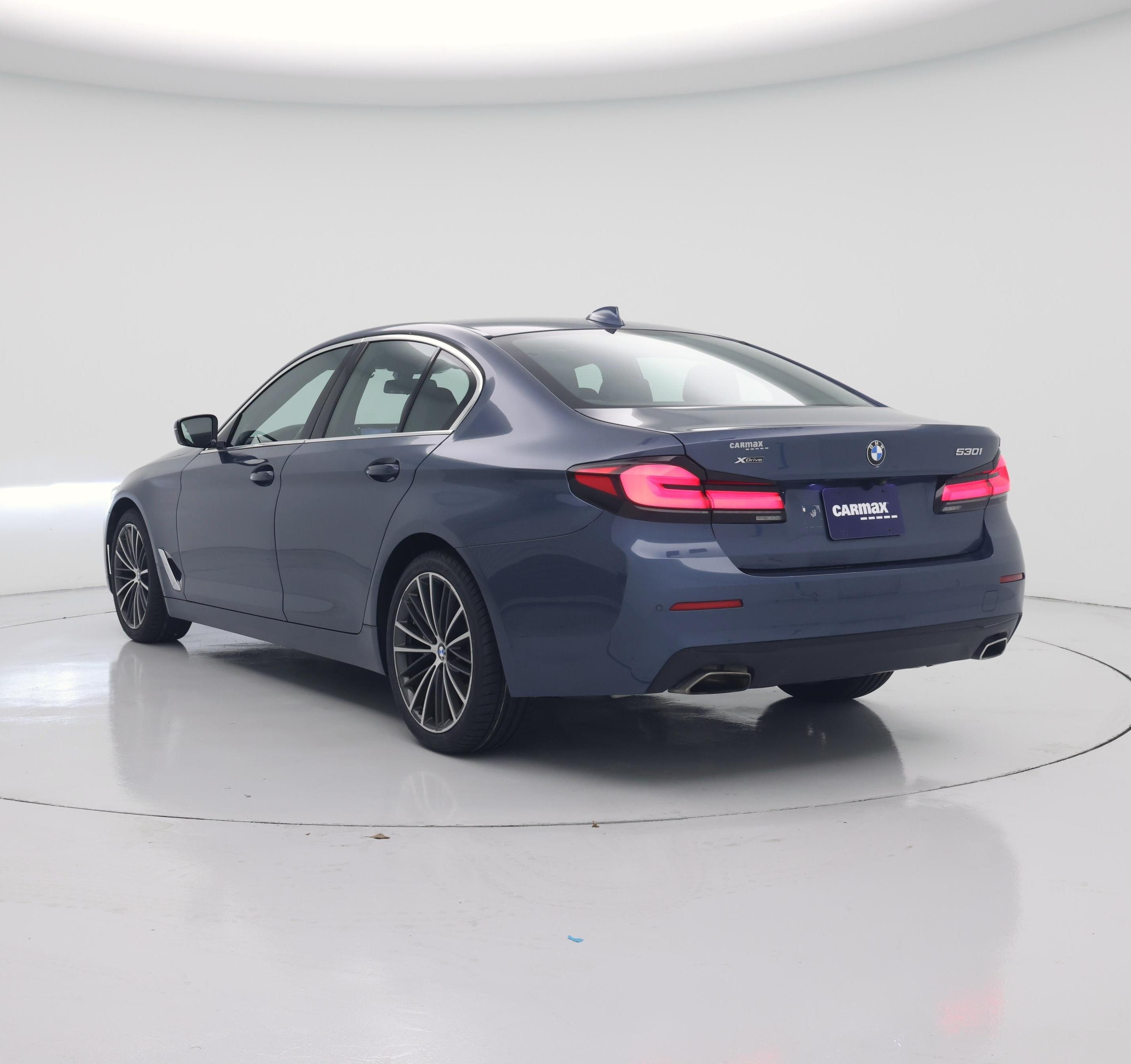 Thumbnail: 2023 BMW 5 Series - 2