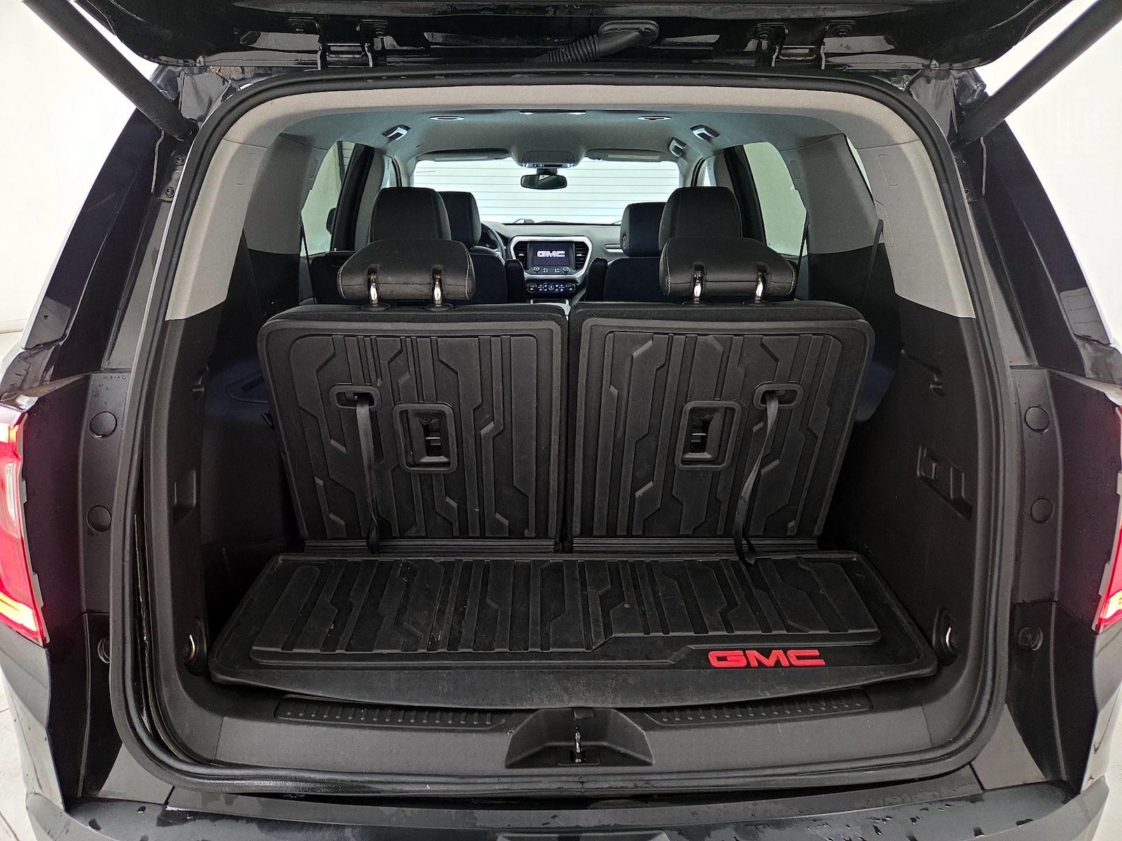 2023 GMC Acadia SLT - Photo 20