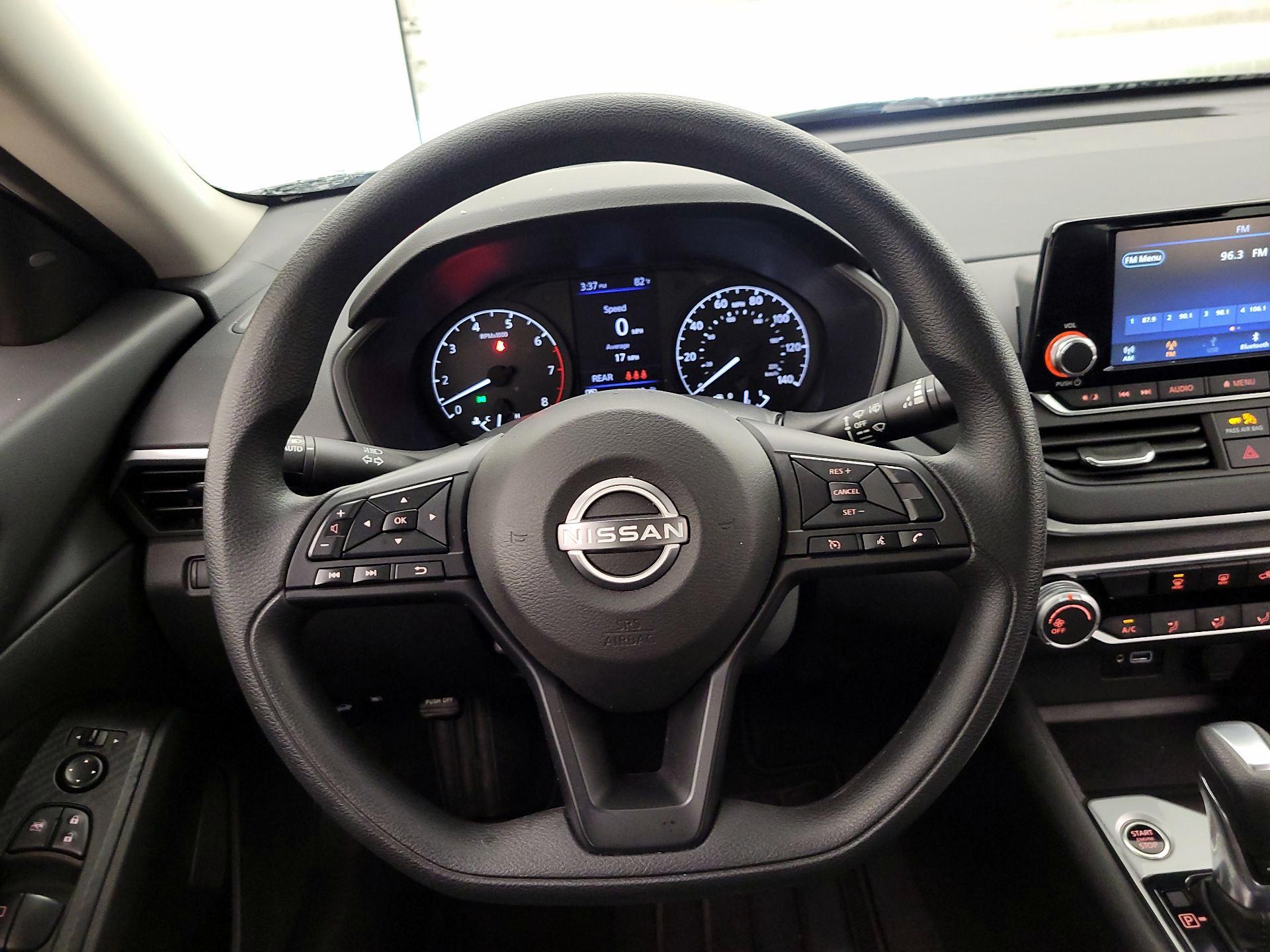 Thumbnail: 2023 Nissan Altima - 10