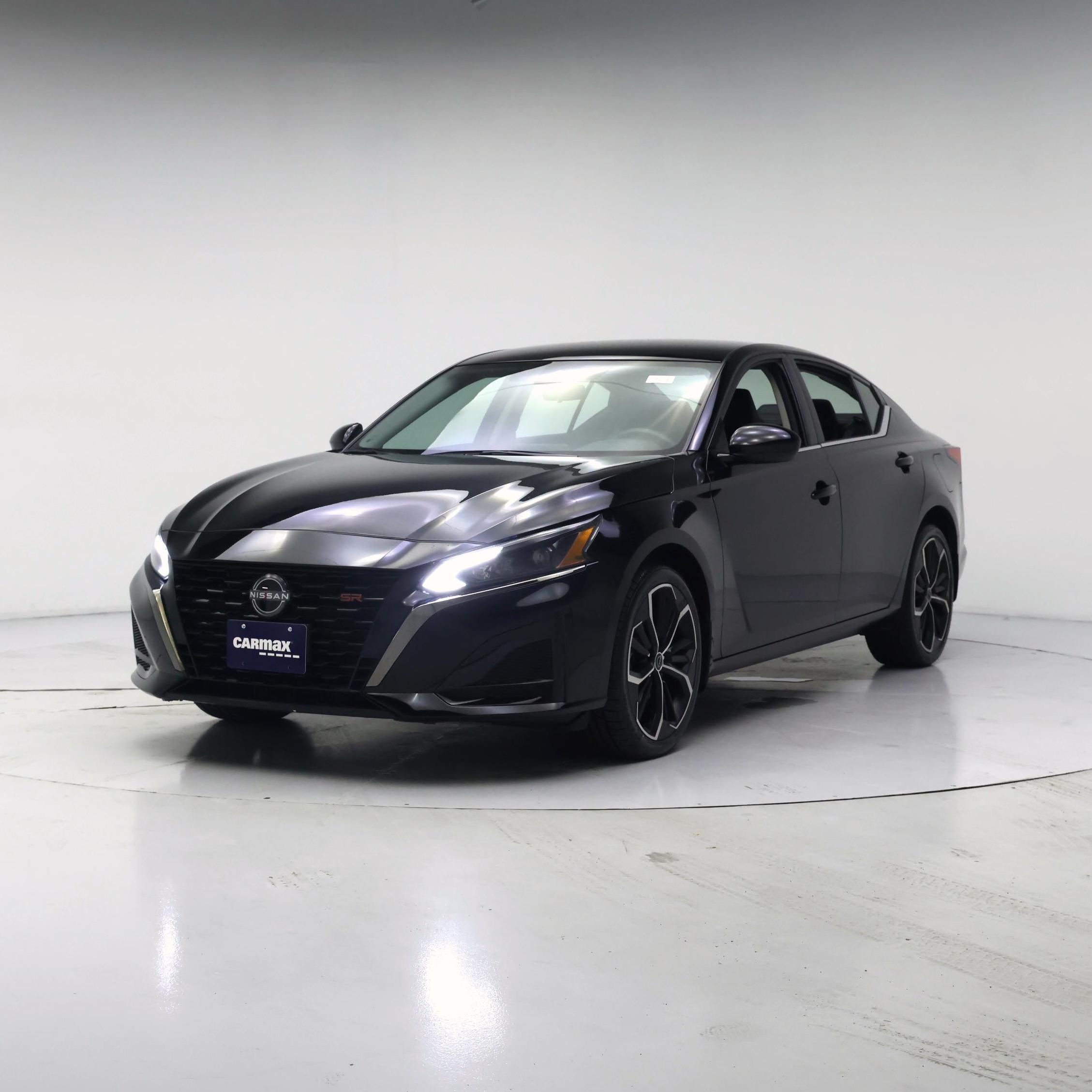 Thumbnail: 2023 Nissan Altima - 4
