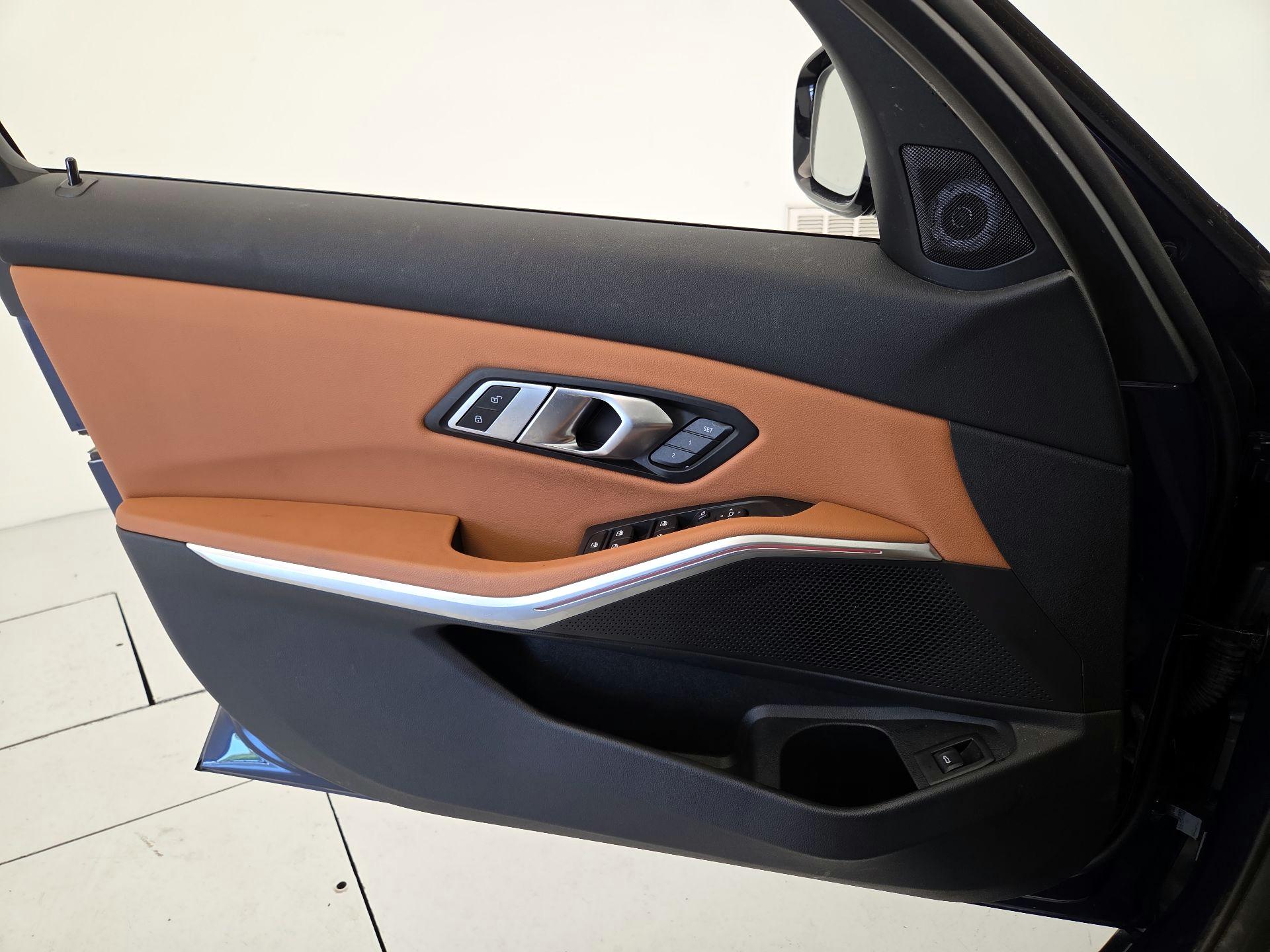 Thumbnail: 2023 BMW 3 Series - 12
