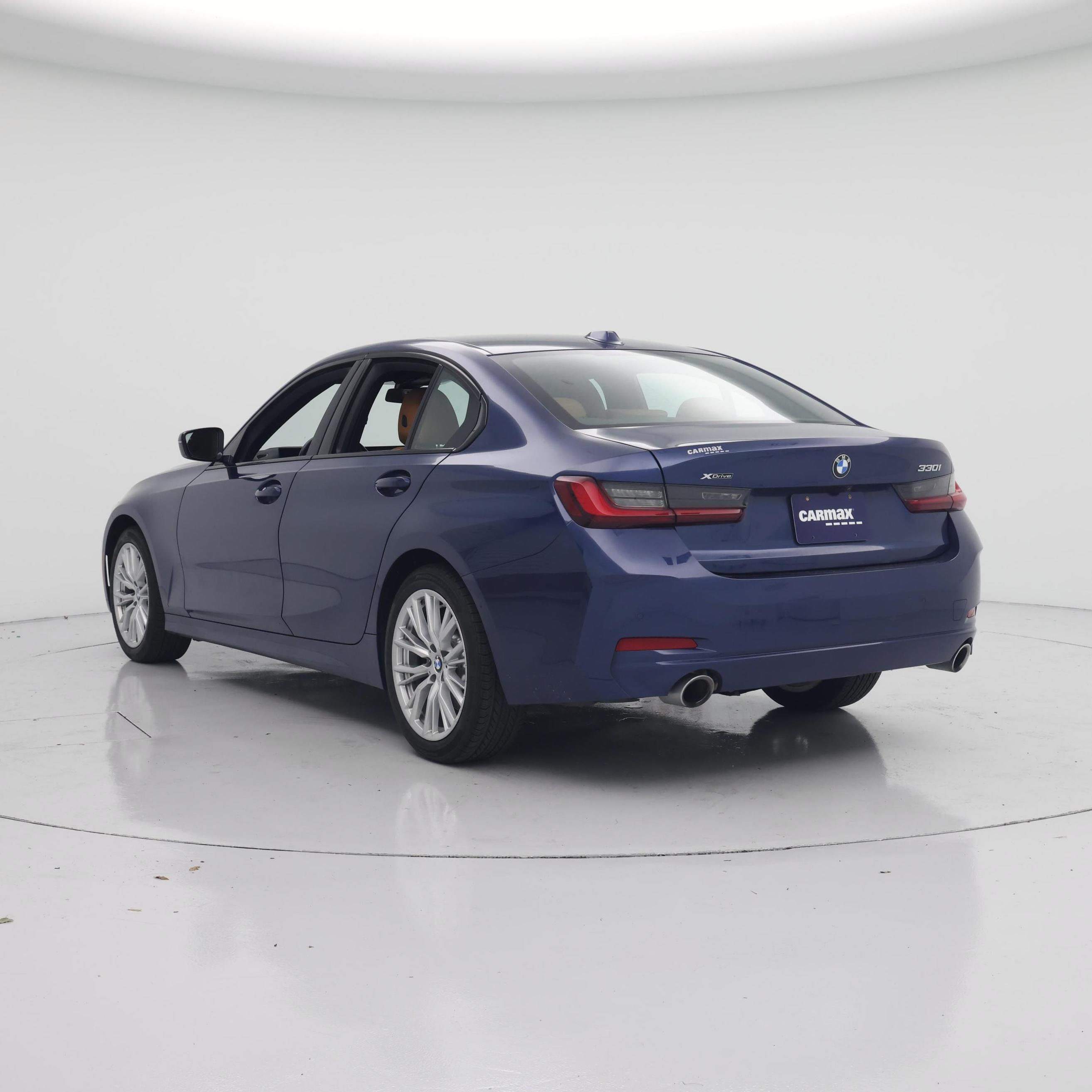 Thumbnail: 2023 BMW 3 Series - 2