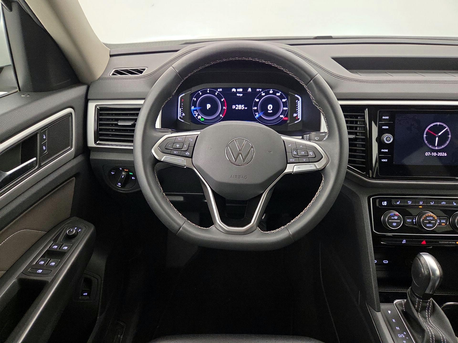Thumbnail: 2023 Volkswagen Atlas - 10