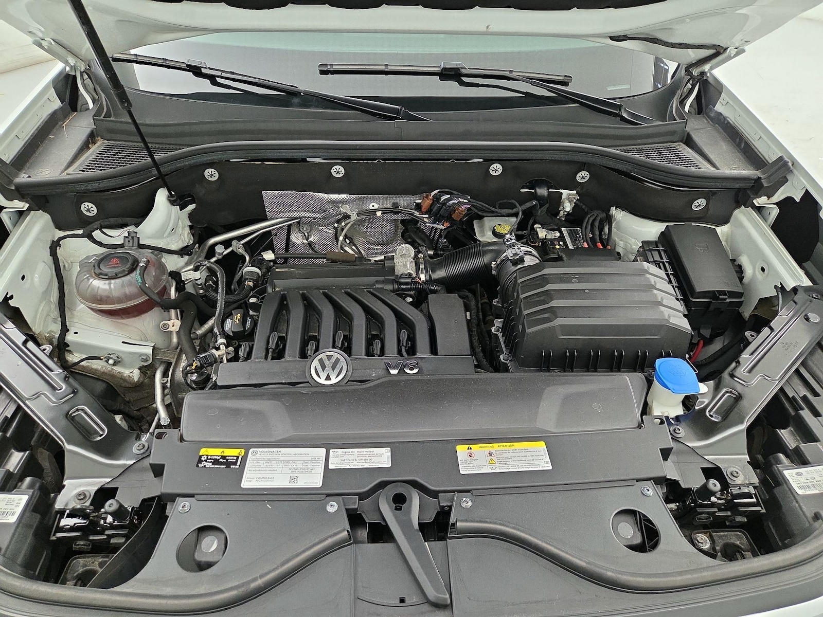 2023 Volkswagen Atlas SE w/Tech - Photo 23