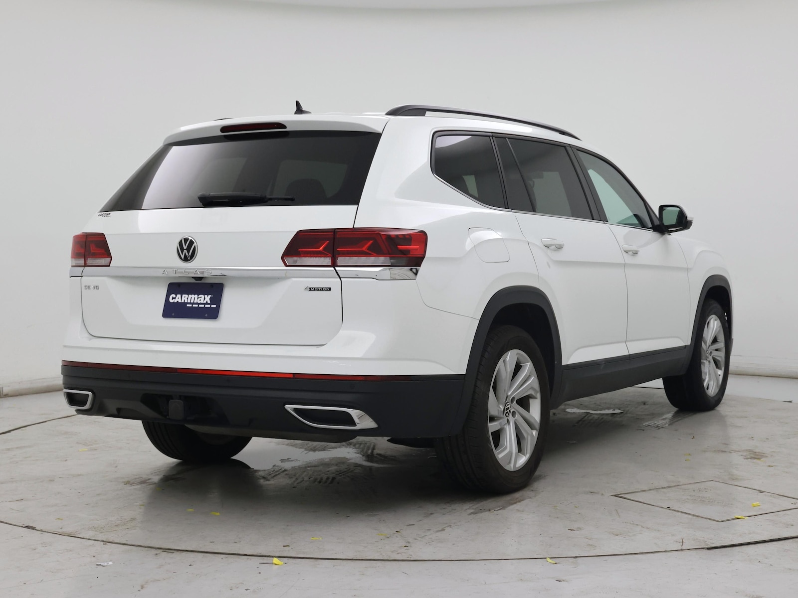 2023 Volkswagen Atlas SE w/Tech - Photo 9