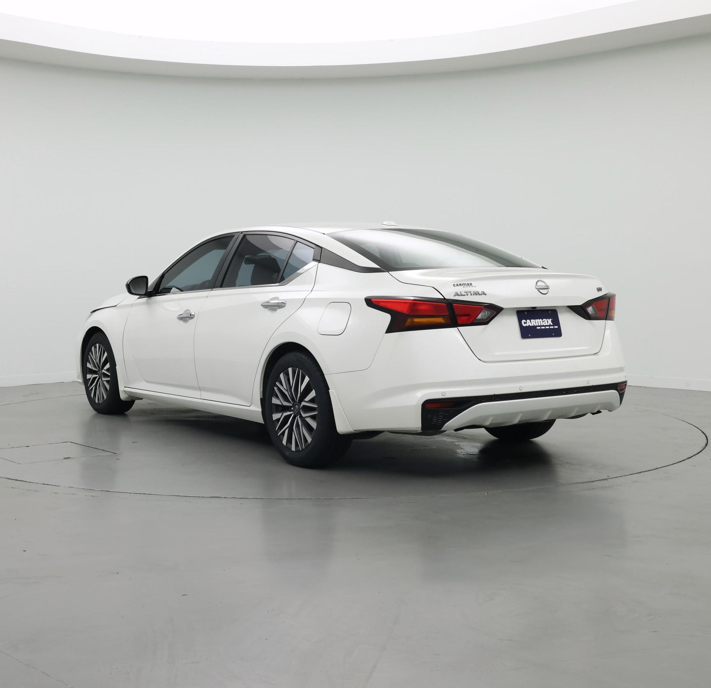 Thumbnail: 2024 Nissan Altima - 2
