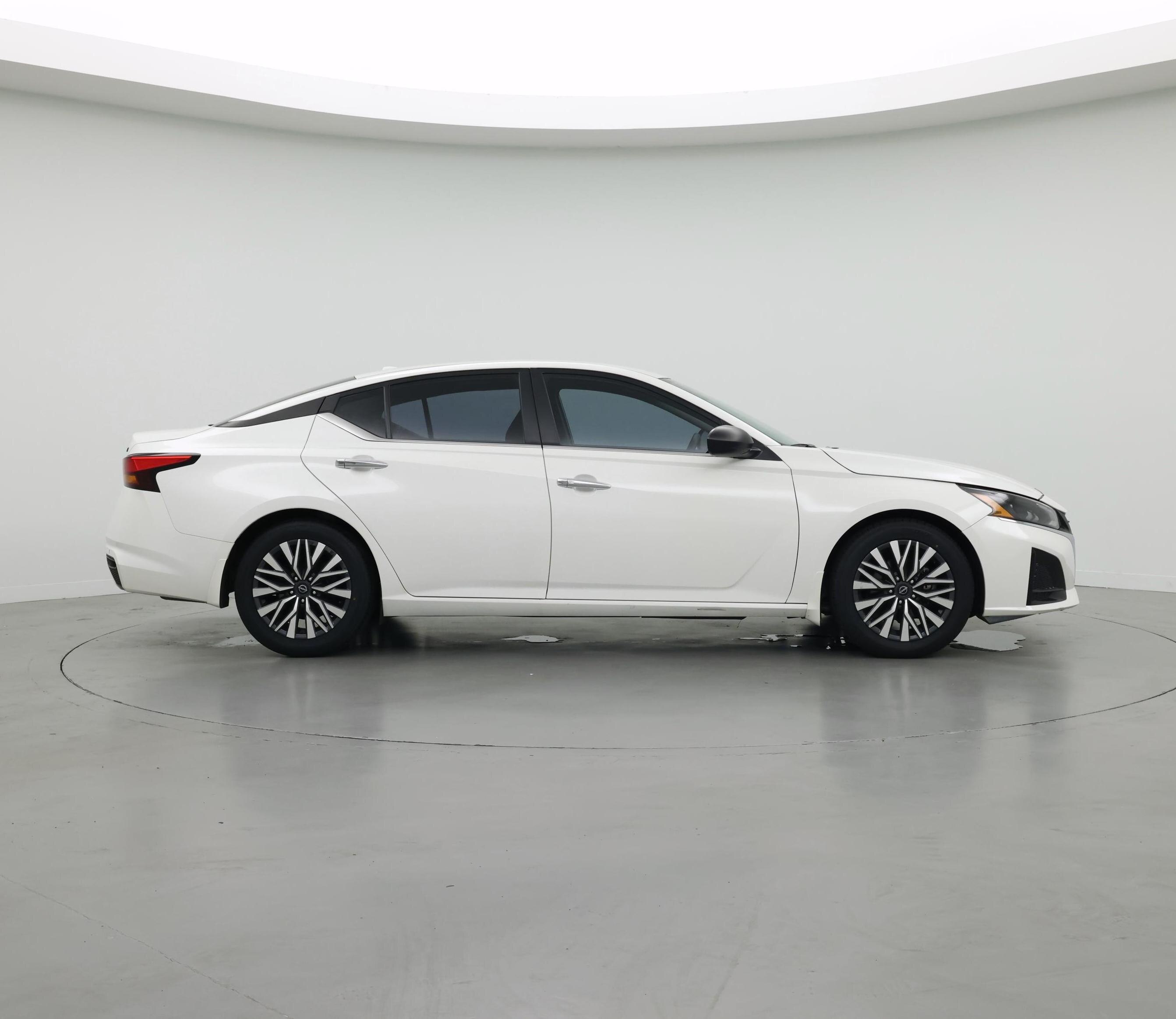Thumbnail: 2024 Nissan Altima - 7