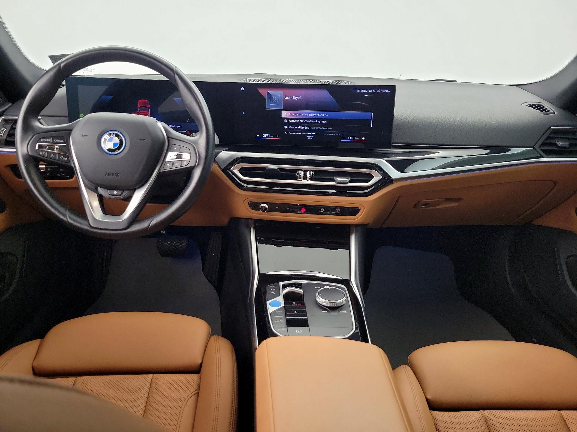 Thumbnail: 2023 BMW i4 - 9