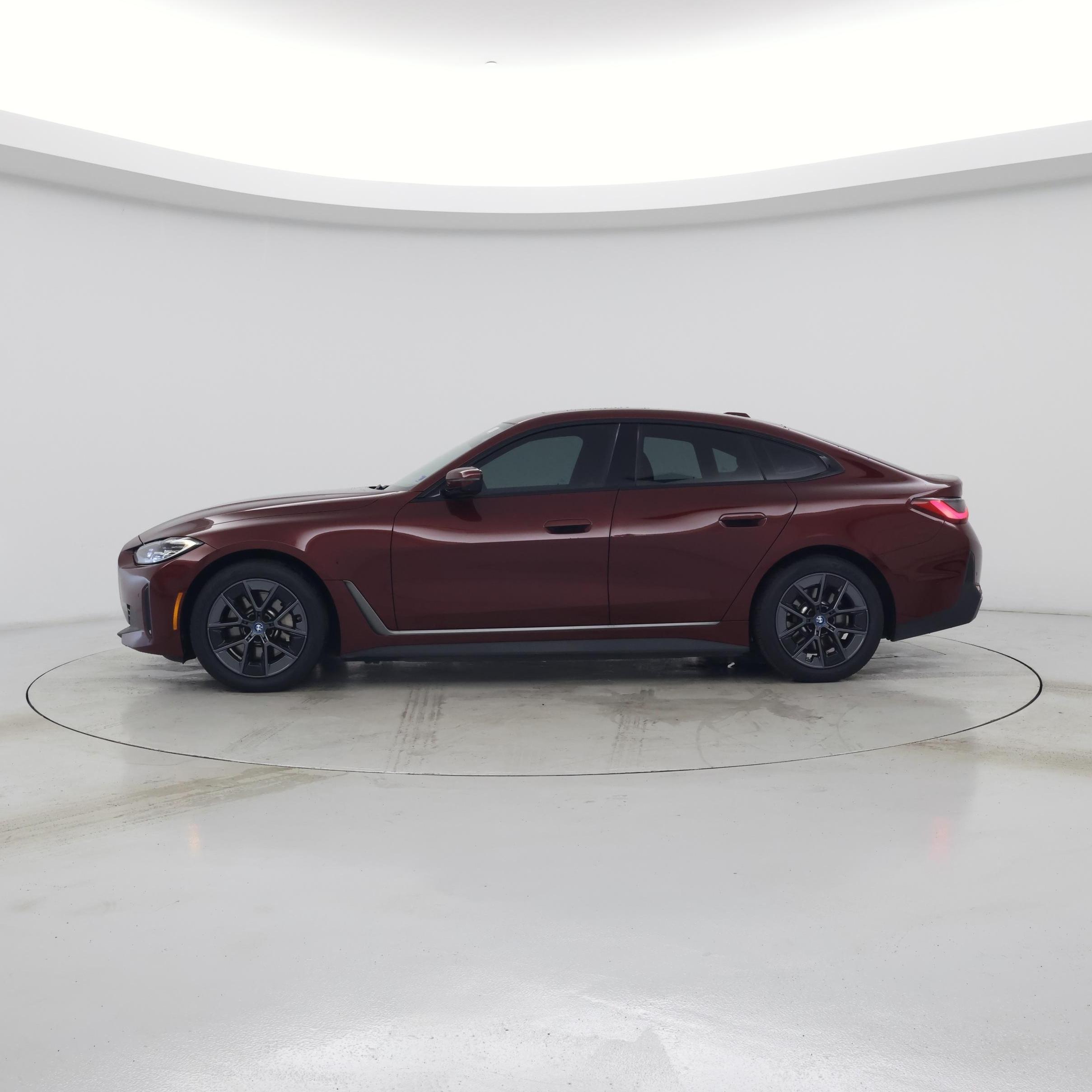 Thumbnail: 2023 BMW i4 - 3