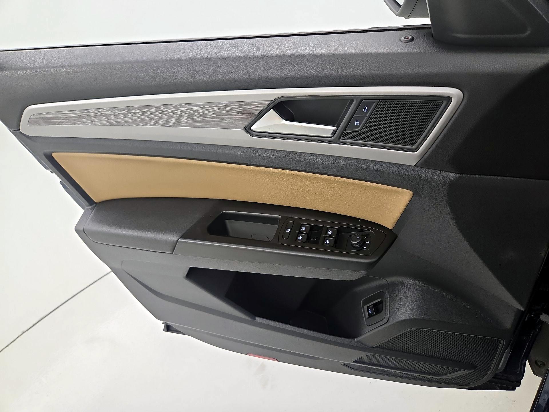 Thumbnail: 2020 Volkswagen Atlas - 12