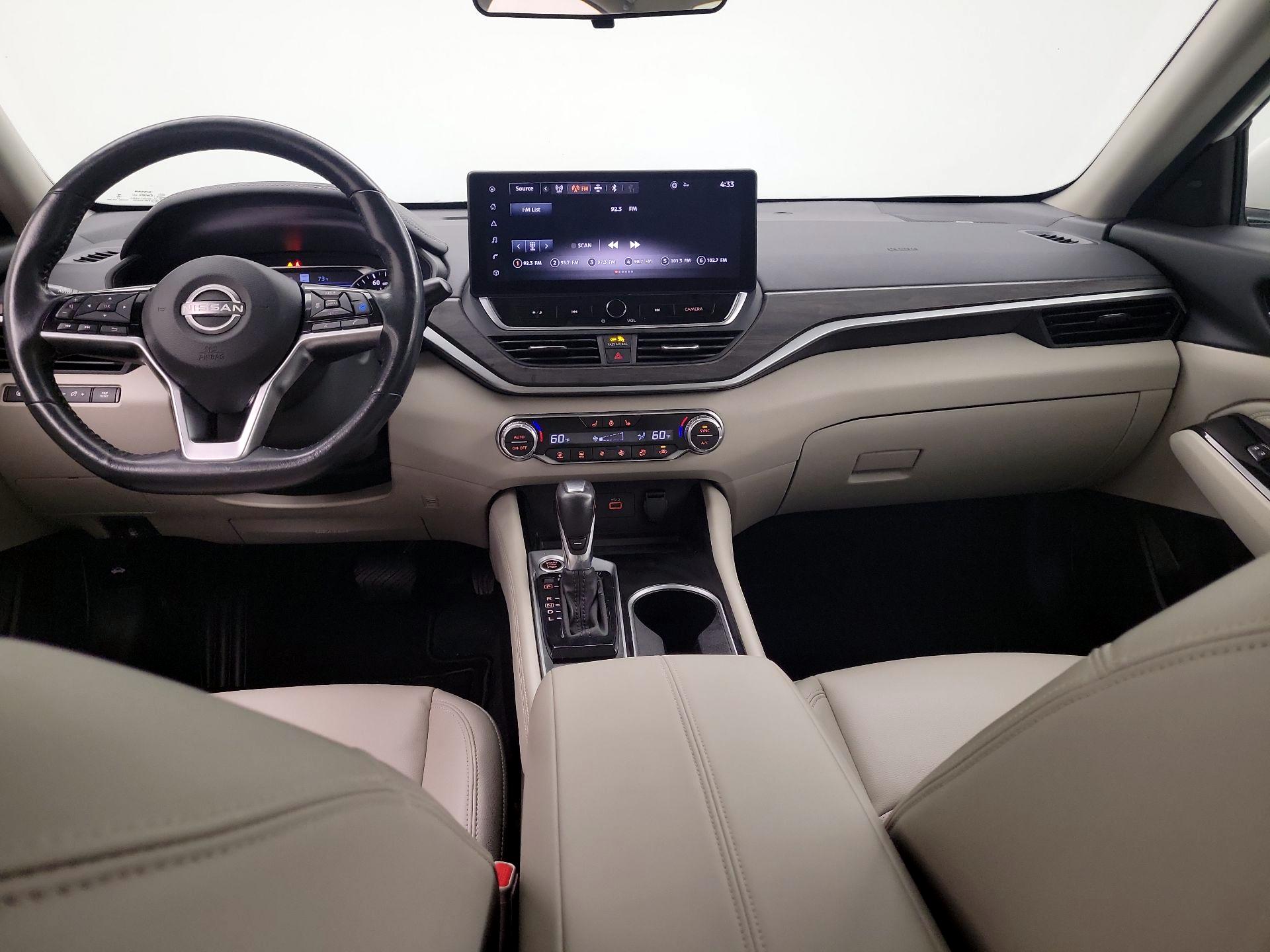 Thumbnail: 2023 Nissan Altima - 9