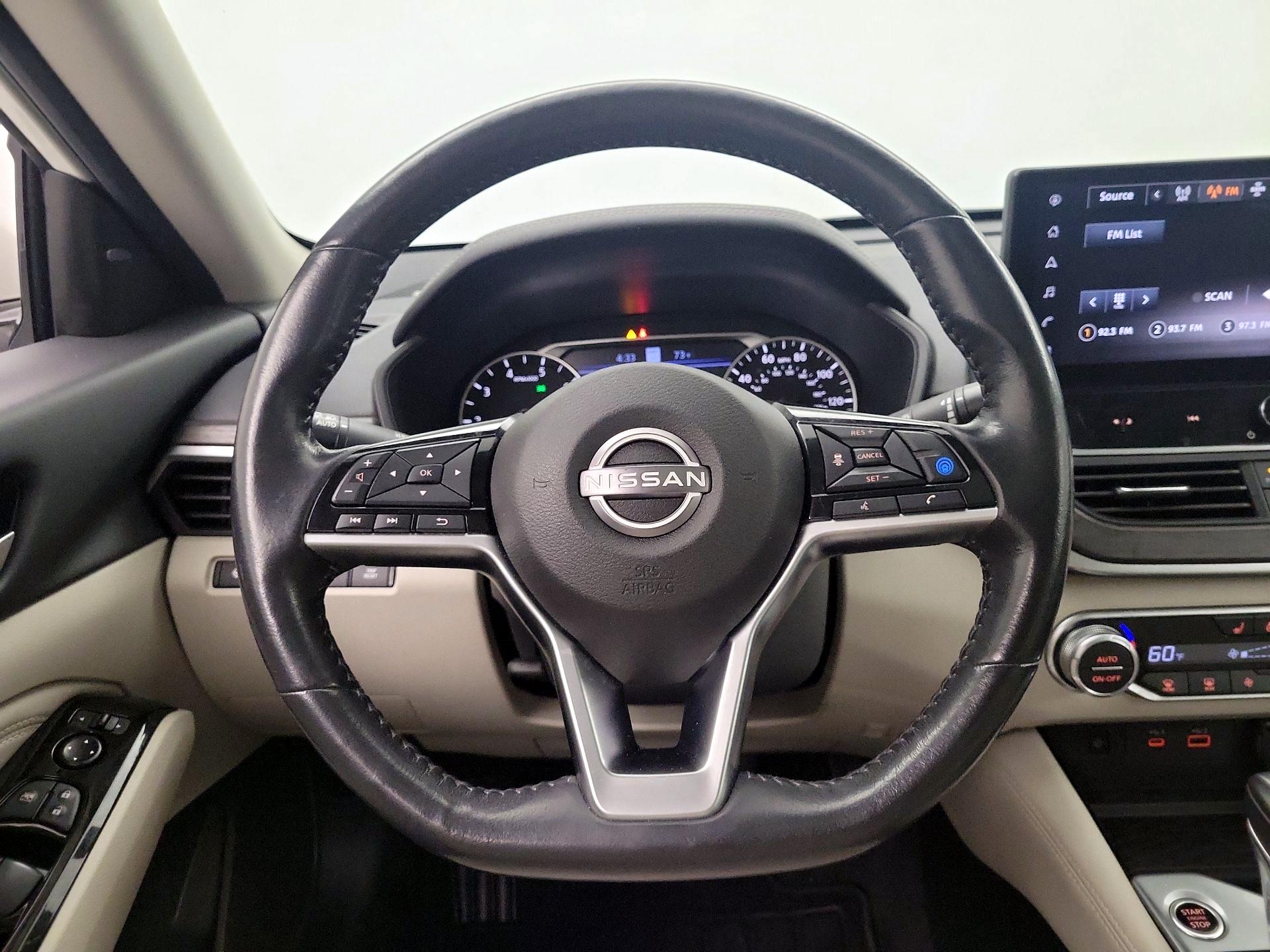 Thumbnail: 2023 Nissan Altima - 10