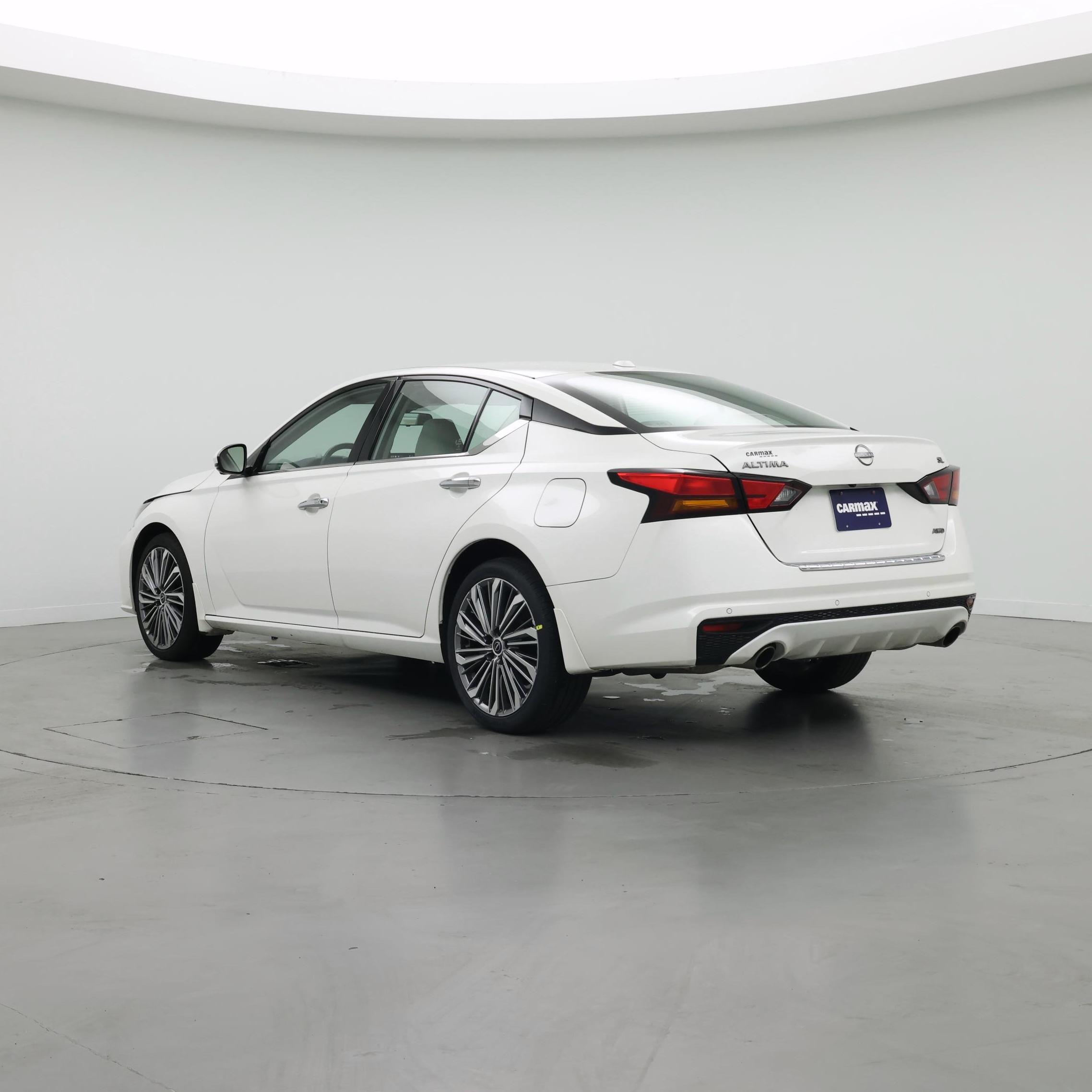 Thumbnail: 2023 Nissan Altima - 2