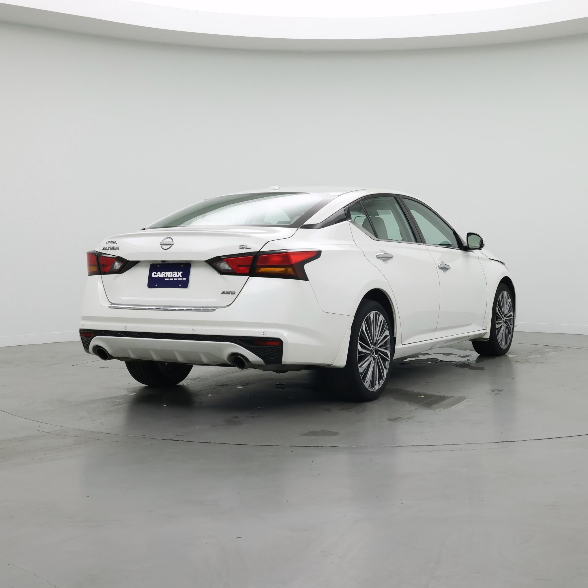 Thumbnail: 2023 Nissan Altima - 8