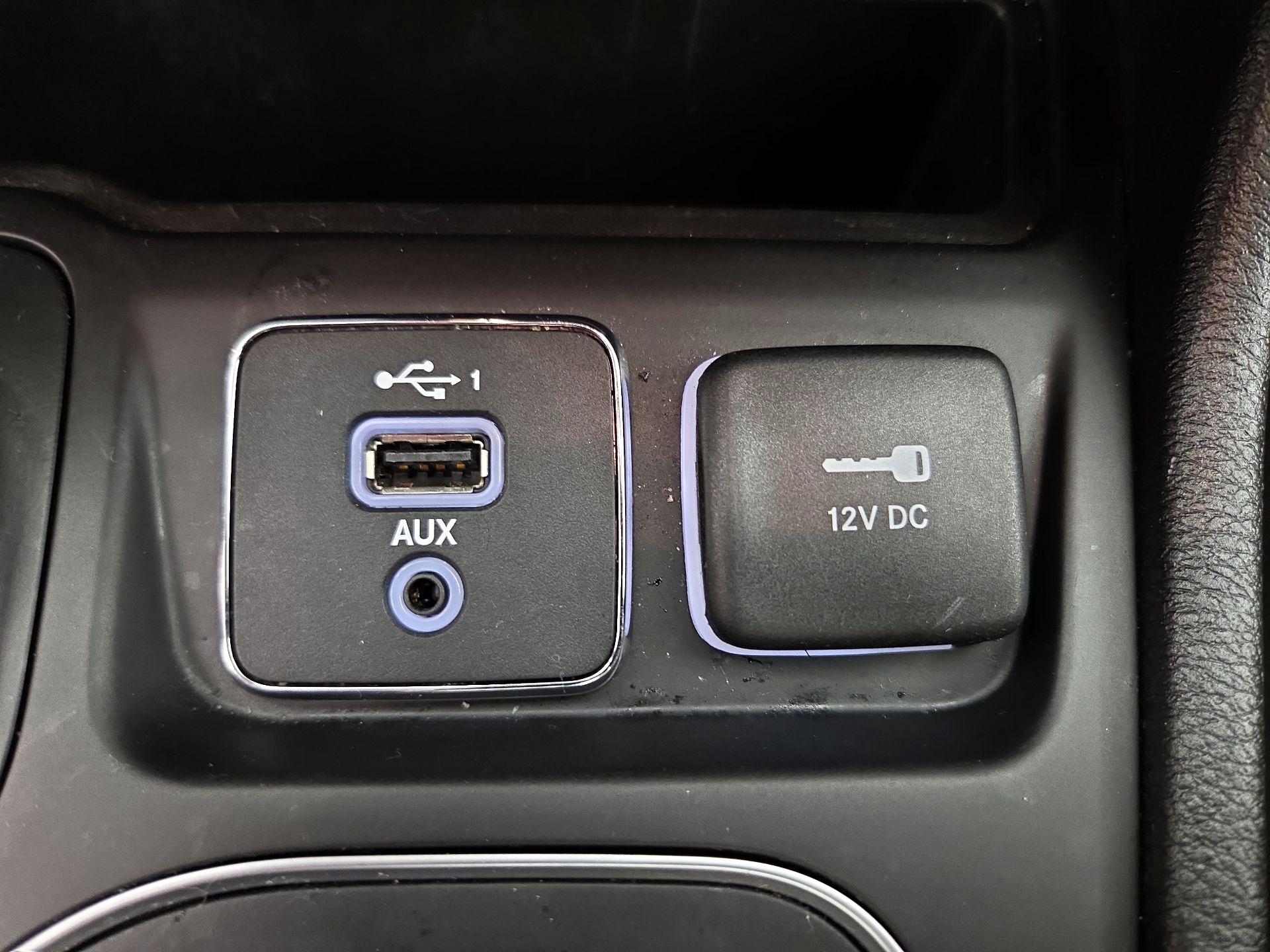 Thumbnail: 2021 Jeep Cherokee - 18