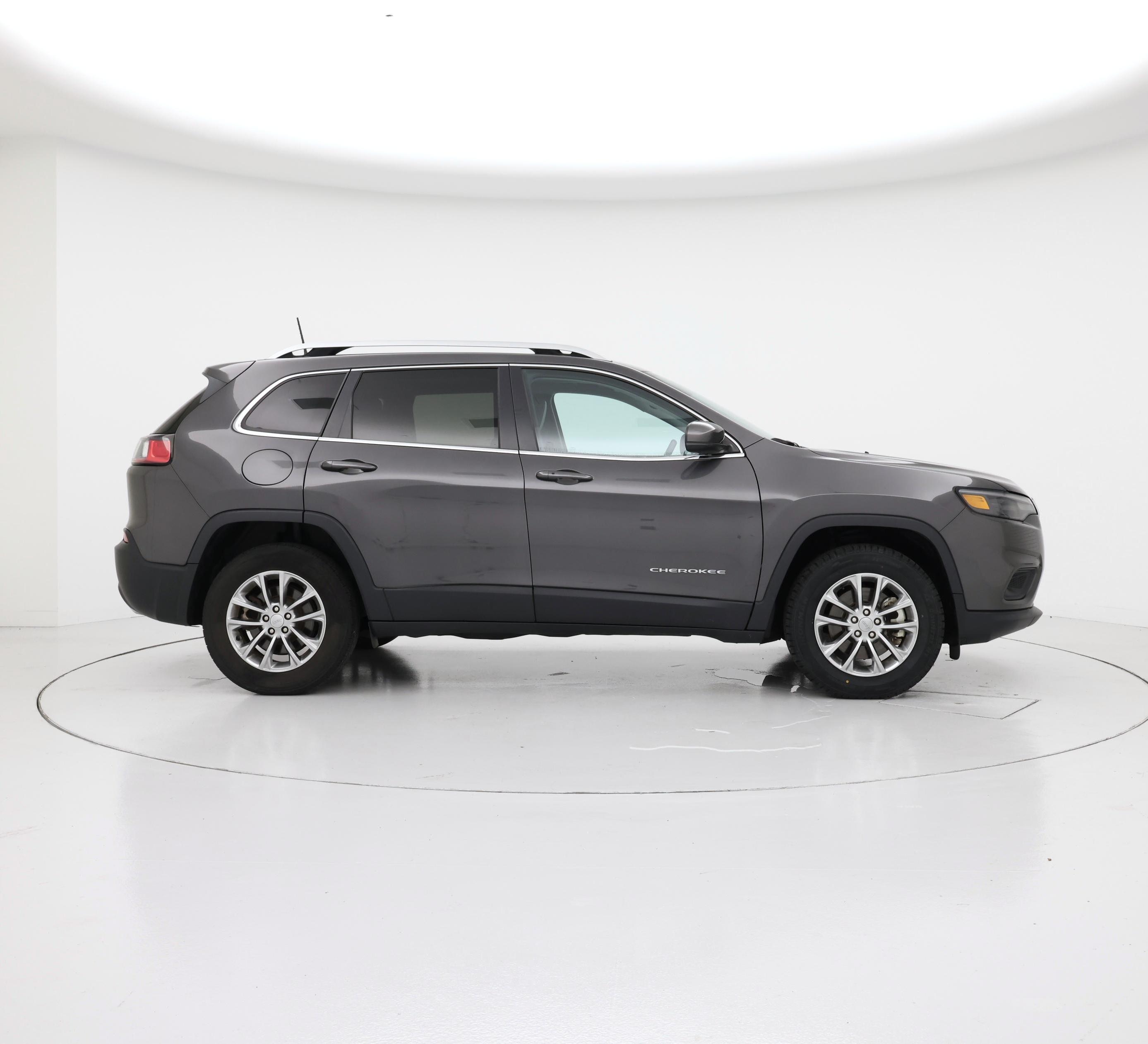 Thumbnail: 2021 Jeep Cherokee - 7