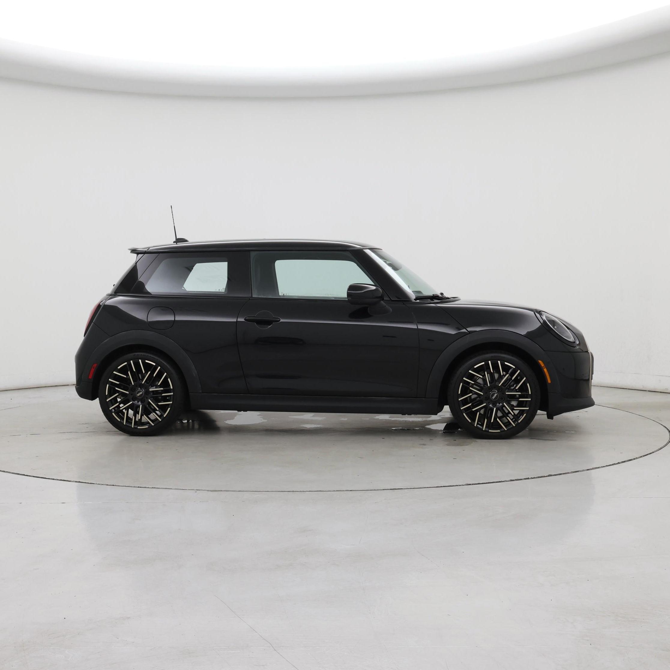 Thumbnail: 2025 MINI Cooper Hardtop - 7