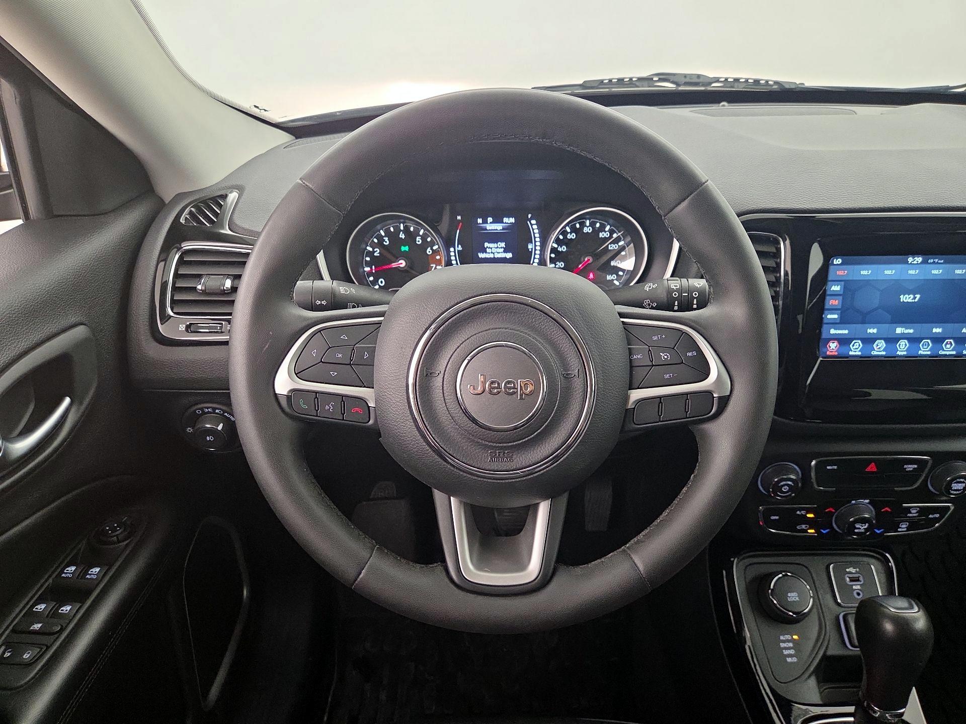 Thumbnail: 2021 Jeep Compass - 10