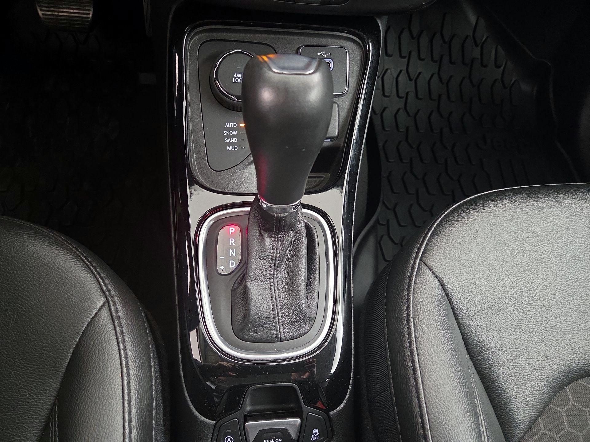 Thumbnail: 2021 Jeep Compass - 17