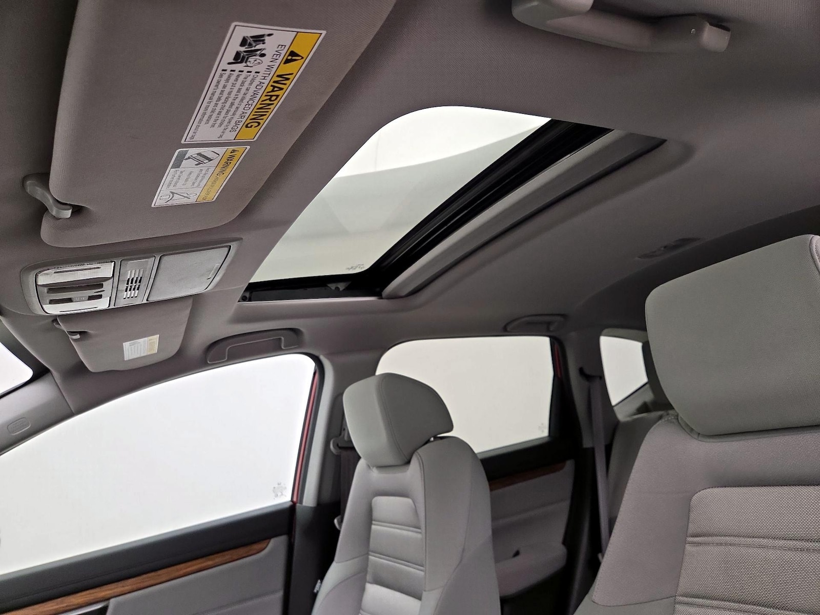 Sunroof(s) & Overhead Airbags