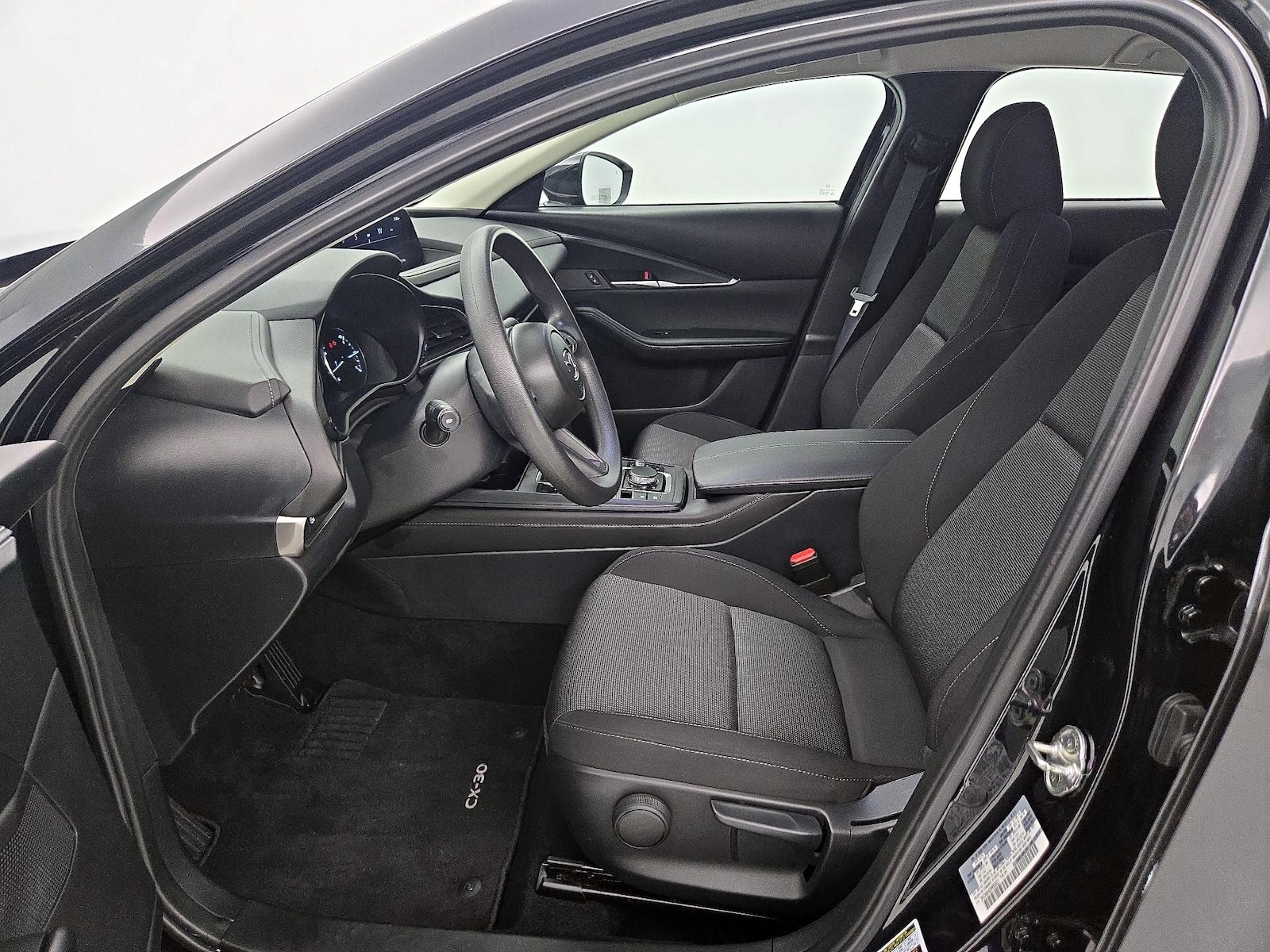 2024 Mazda CX-30 S - Photo 12